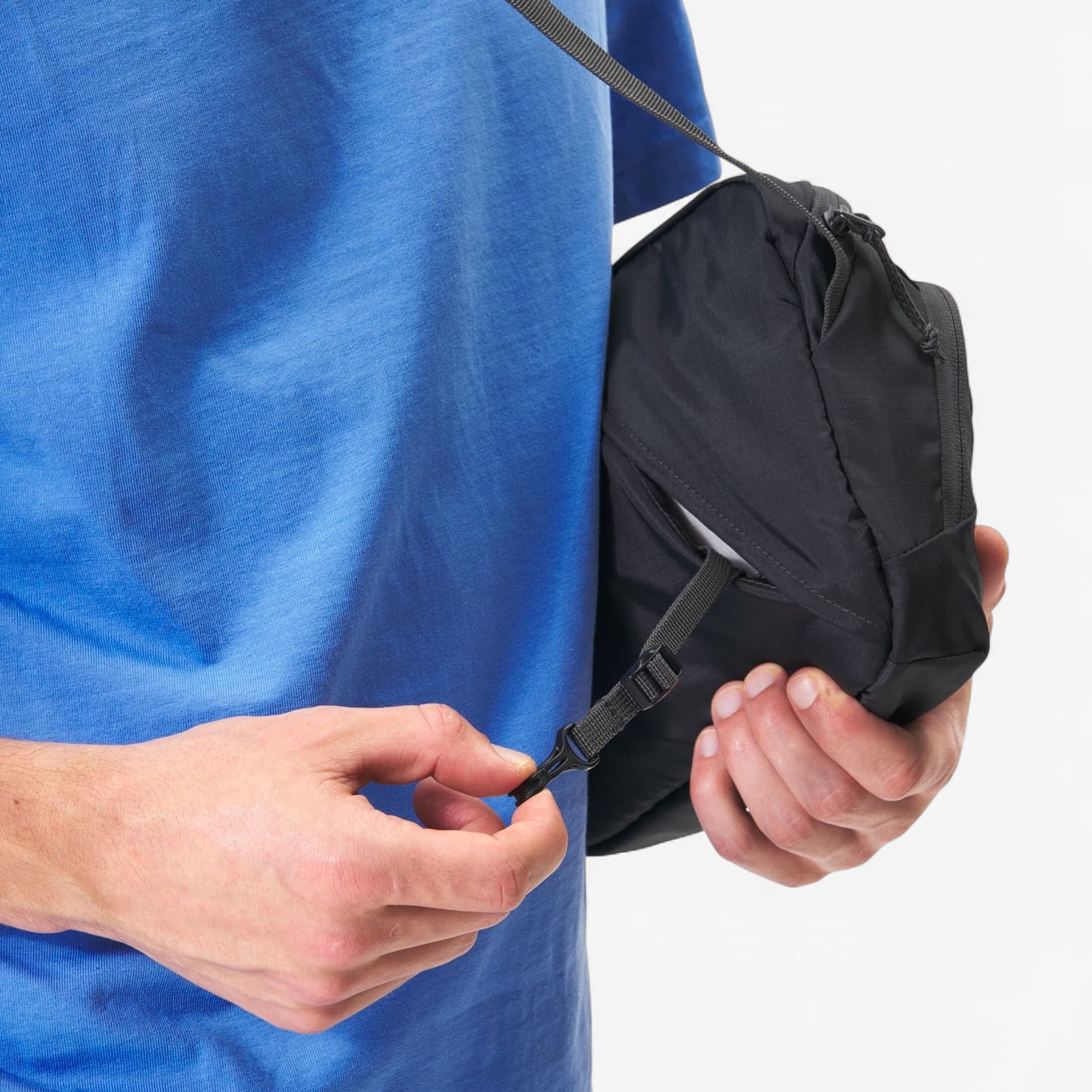 AEVOR Чанта Sacoche Bag Ripstop Charcoal Black