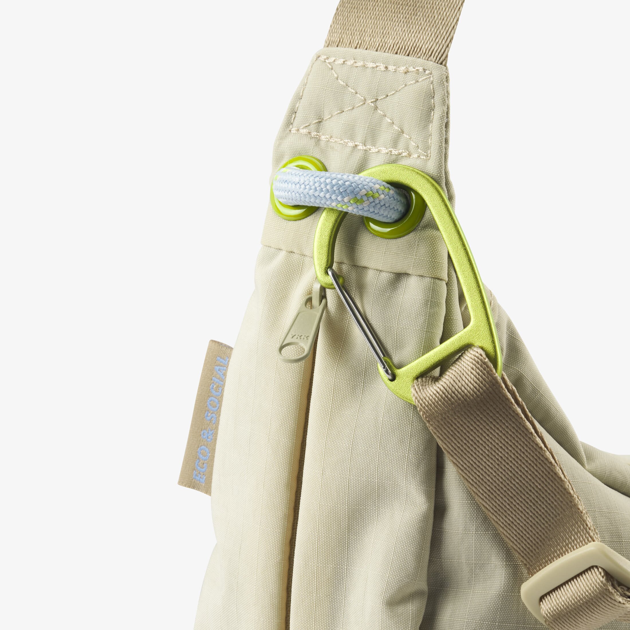 AEVOR Чанта Sling Bag Off-White 09 l