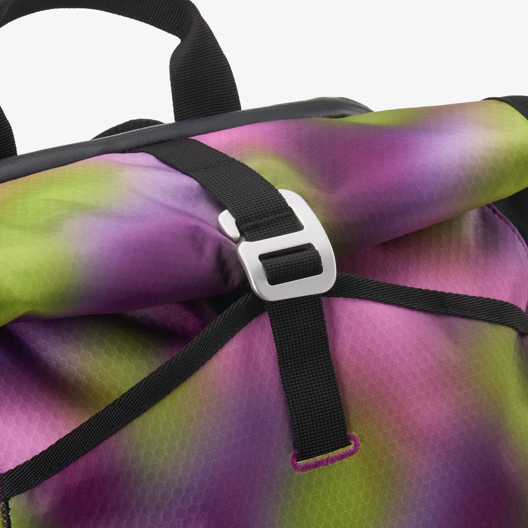 AEVOR Раница Roll Pack 2.0 Proof Psychedelic Slush