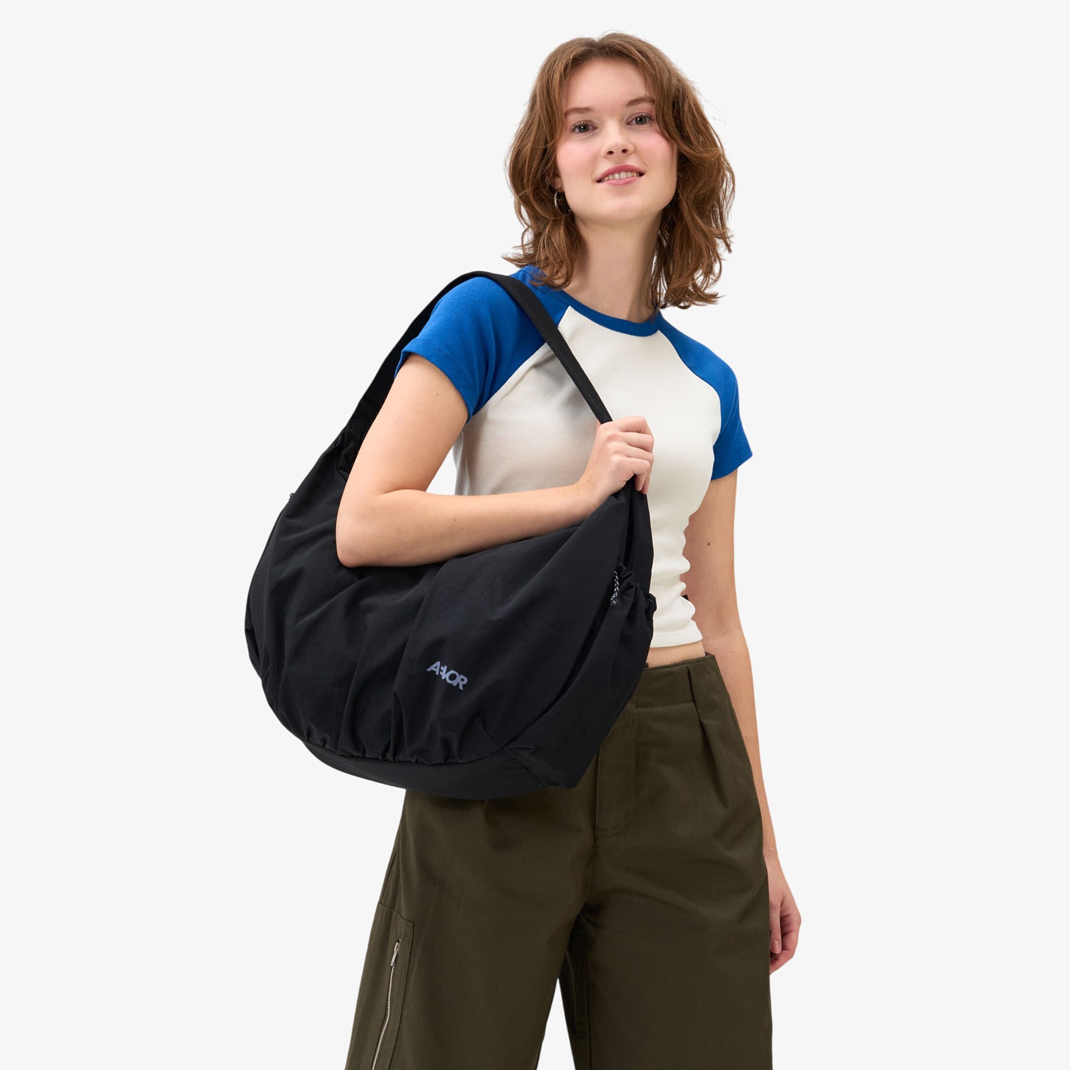 AEVOR Slouchy Bag Black