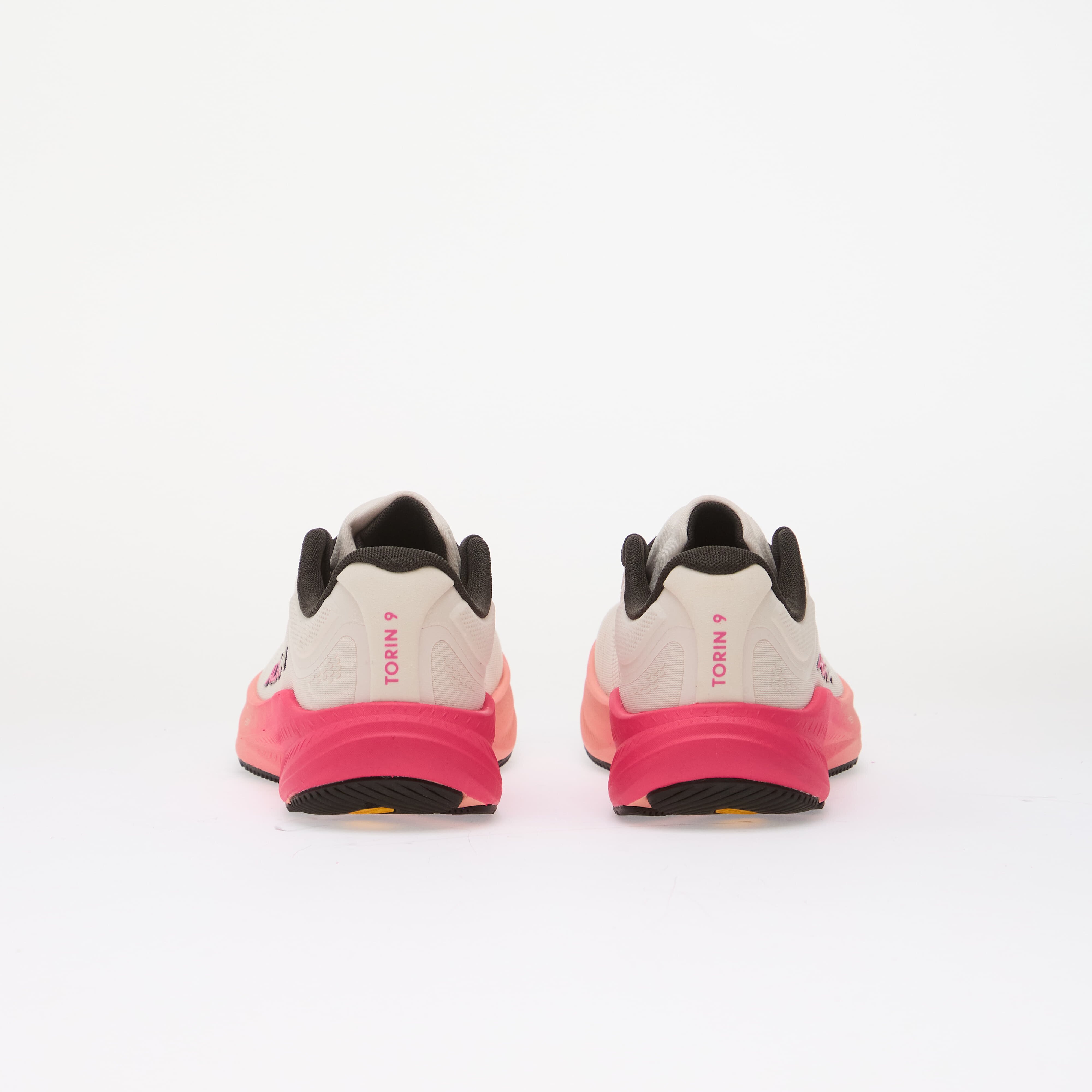 Altra Сникърси W Torin 9 Coconut Cream/ Pink Glow/ Desert Flower