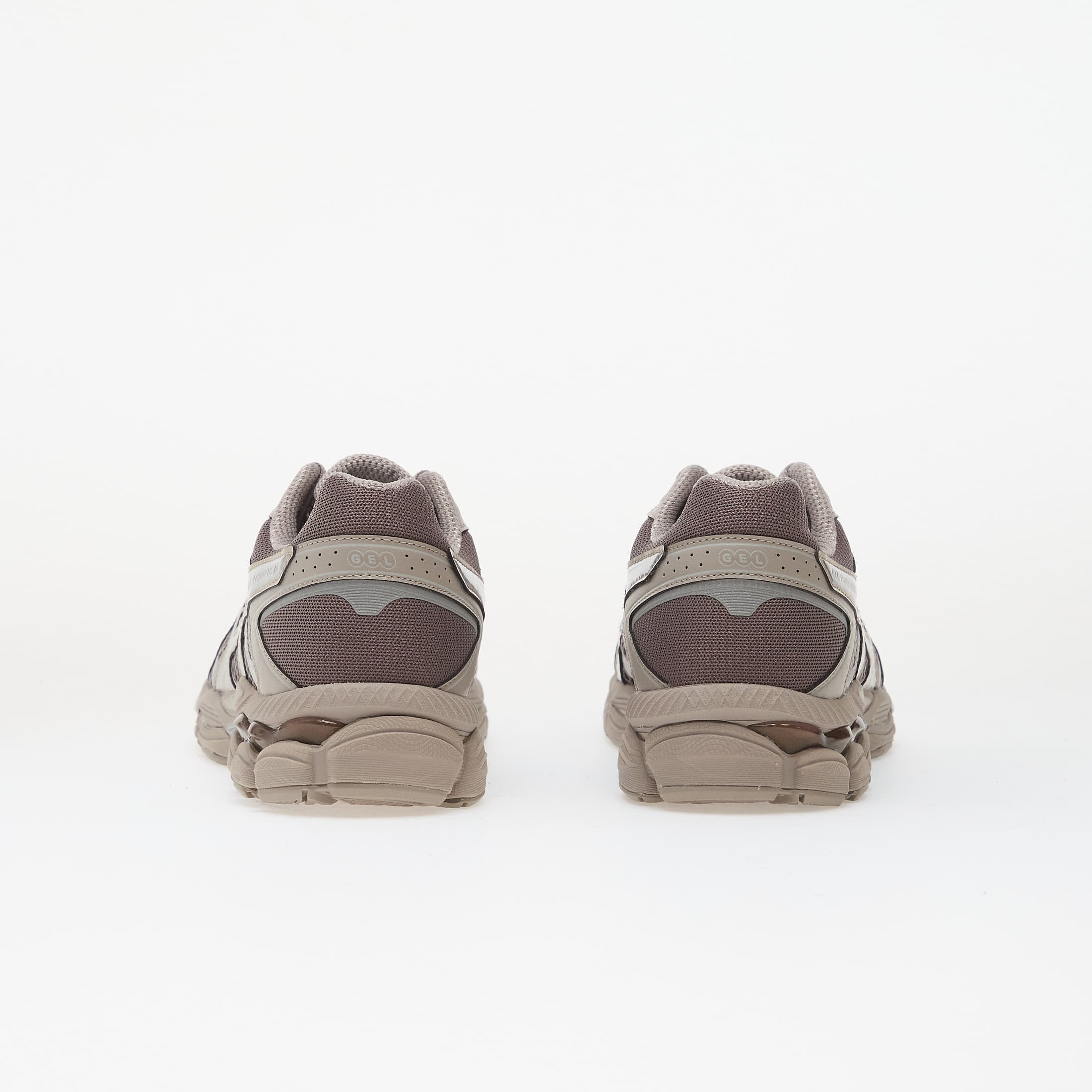 Asics Сникърси Gel-Cumulus 16