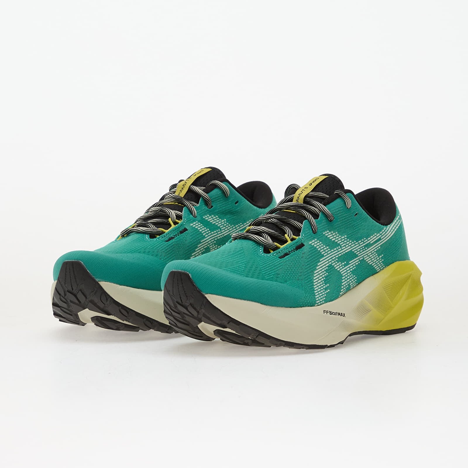 Asics Сникърси Novablast 5 Tr Aurora Green/ Light Dust