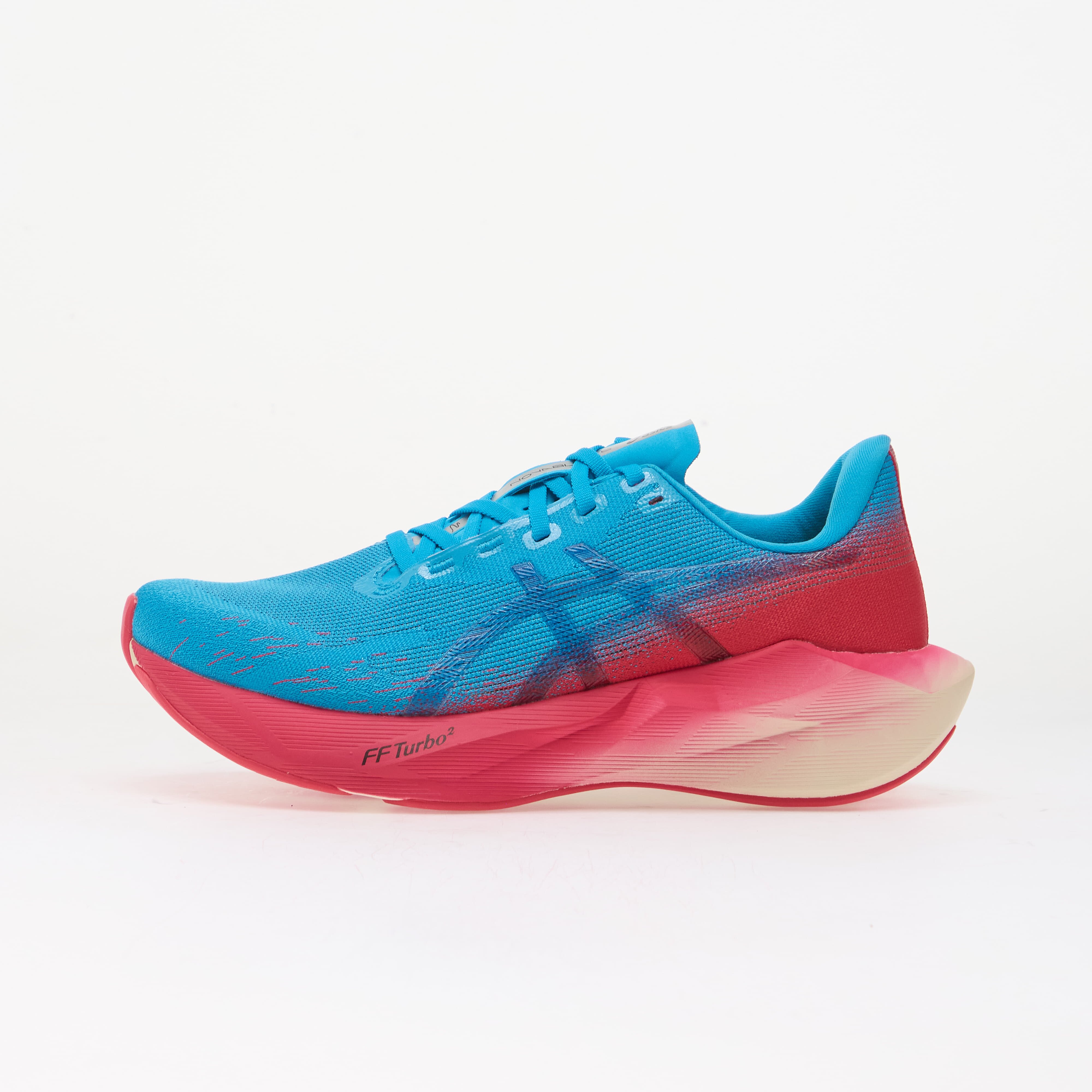 Asics Сникърси Novablast 6 ?