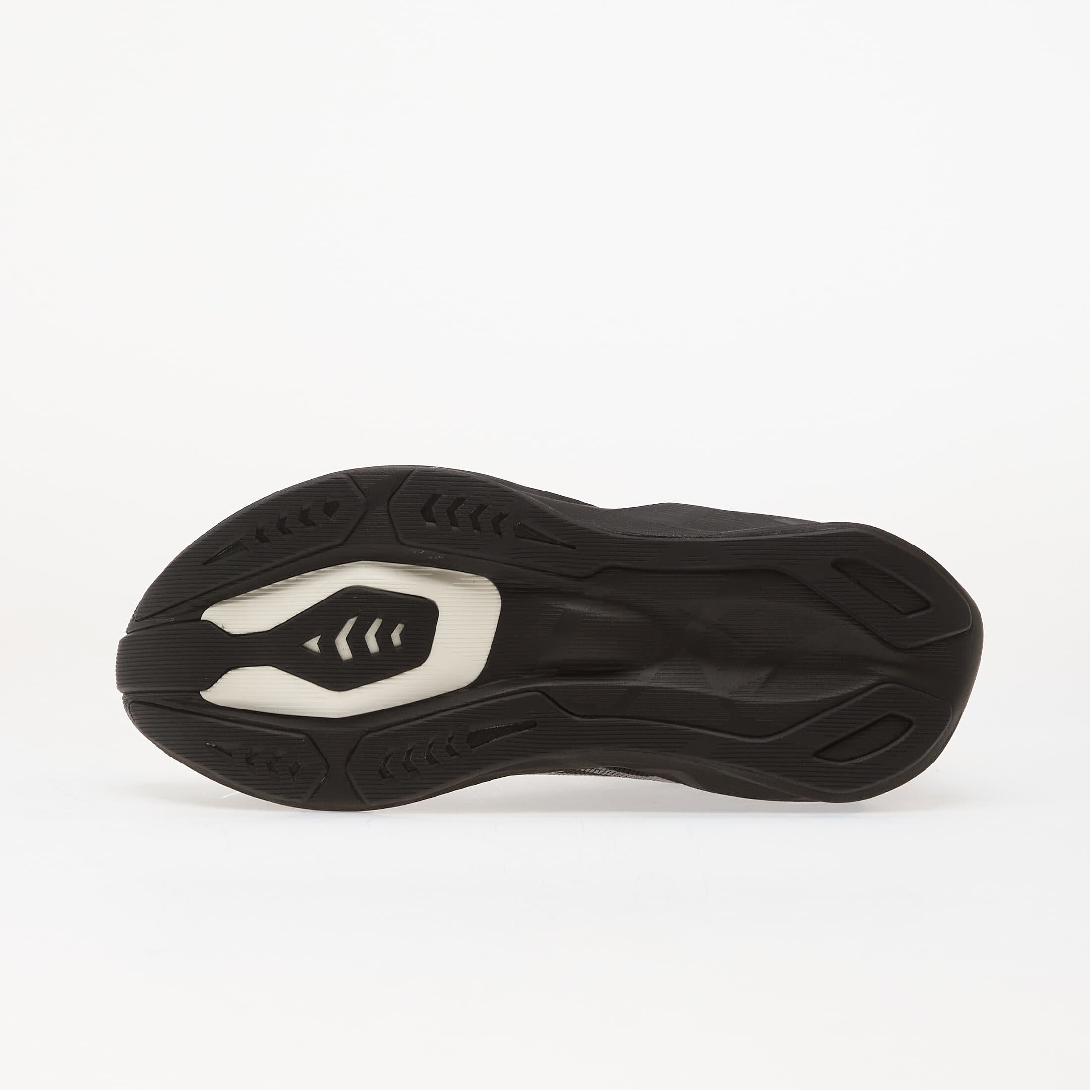 Asics Сникърси Novablast 6 Black/ Black