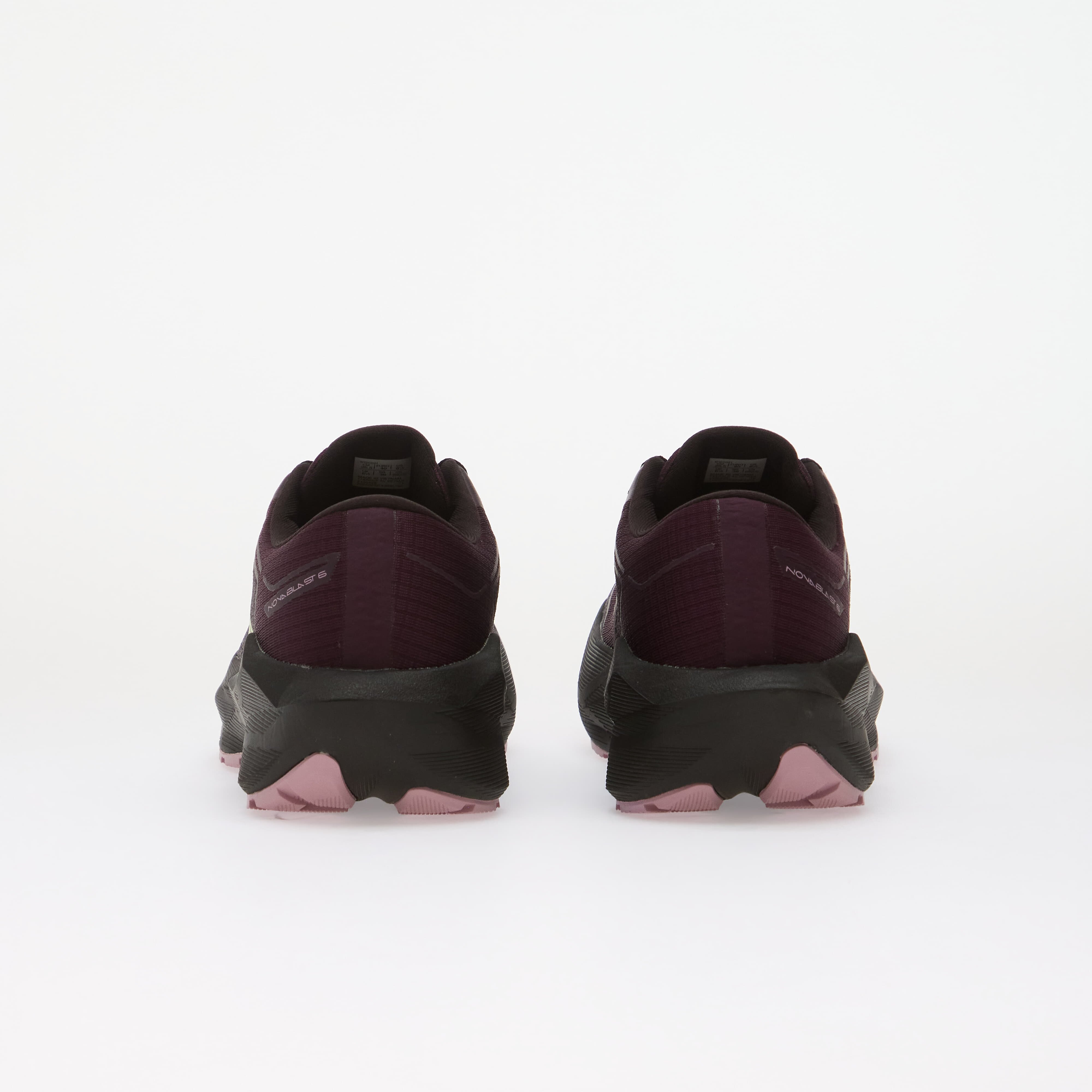 Asics Сникърси Novablast 6 Gtx Dark Aubergine/ Black
