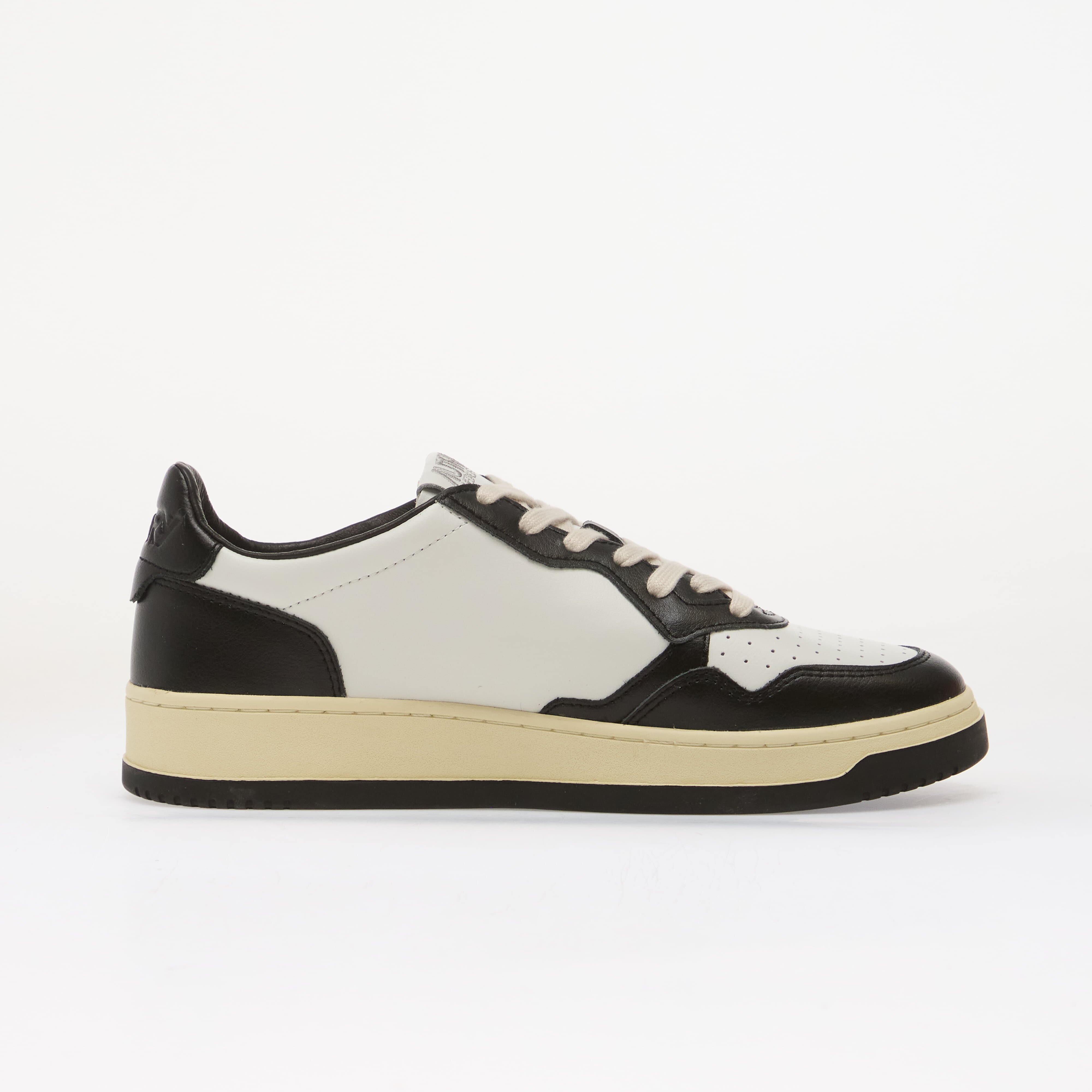 Autry Сникърси Medalist Low Man White/ Black