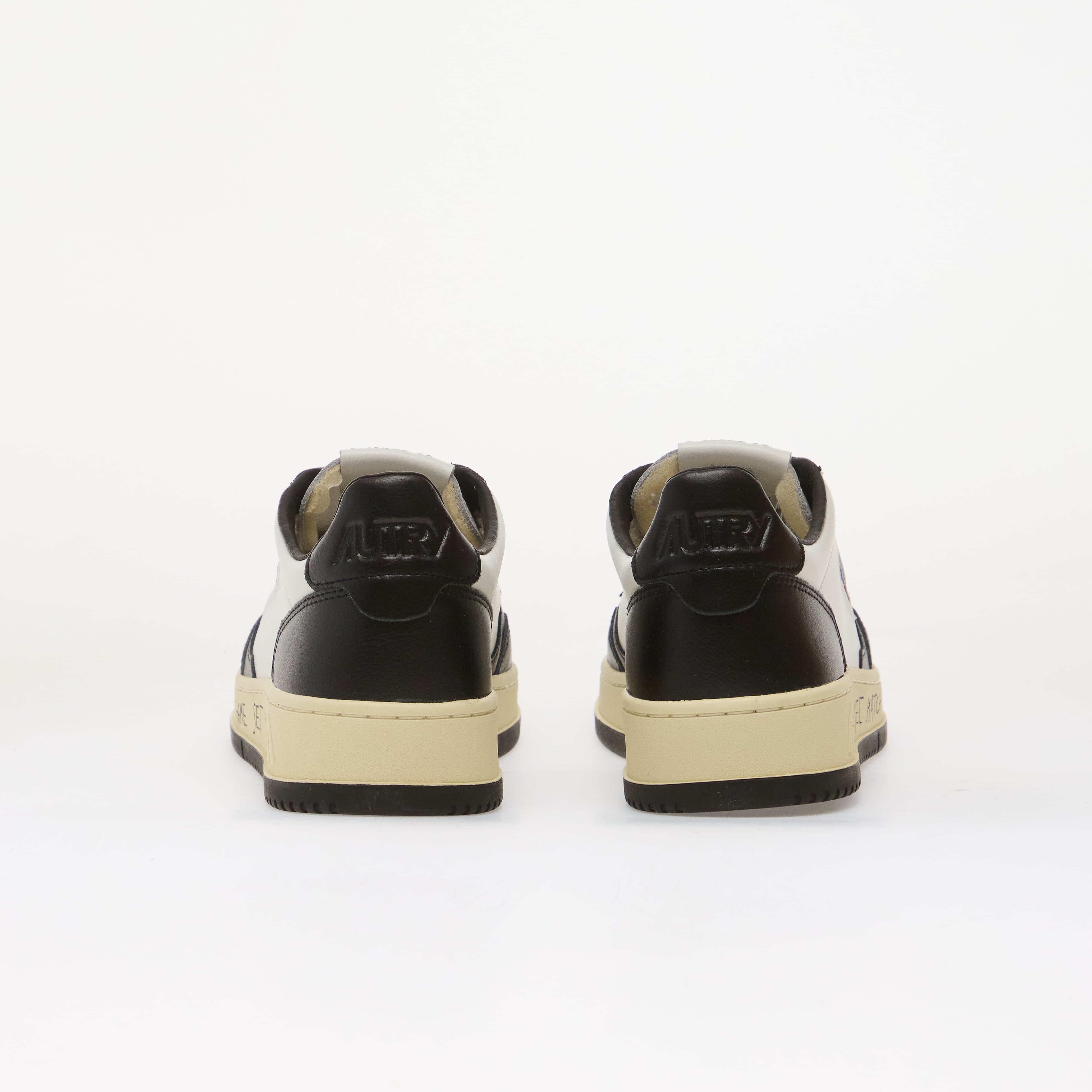 Autry Сникърси Medalist Low Man White/ Black