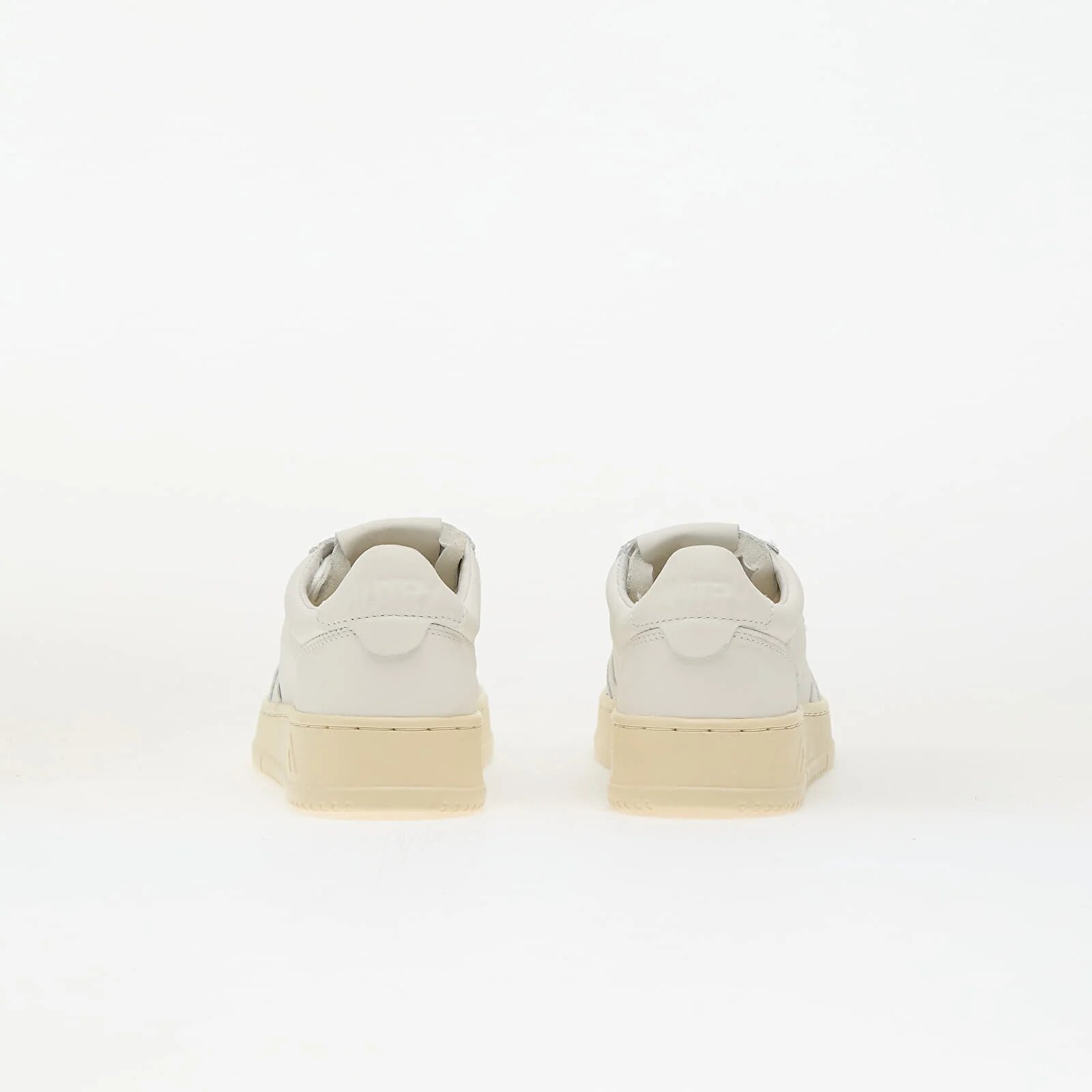 Autry Сникърси Medalist Low Wom Goat/ Goat White