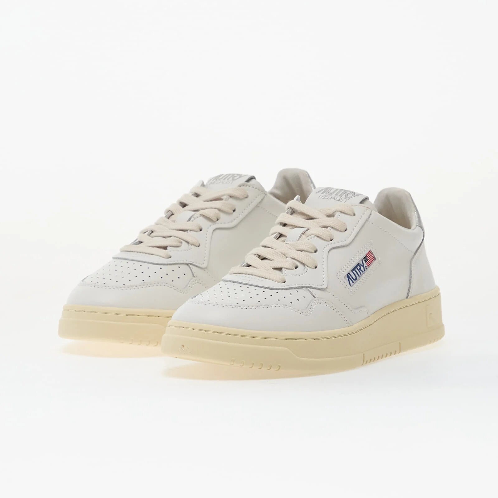 Autry Сникърси Medalist Low Wom Leat/ Leat White/ Silver