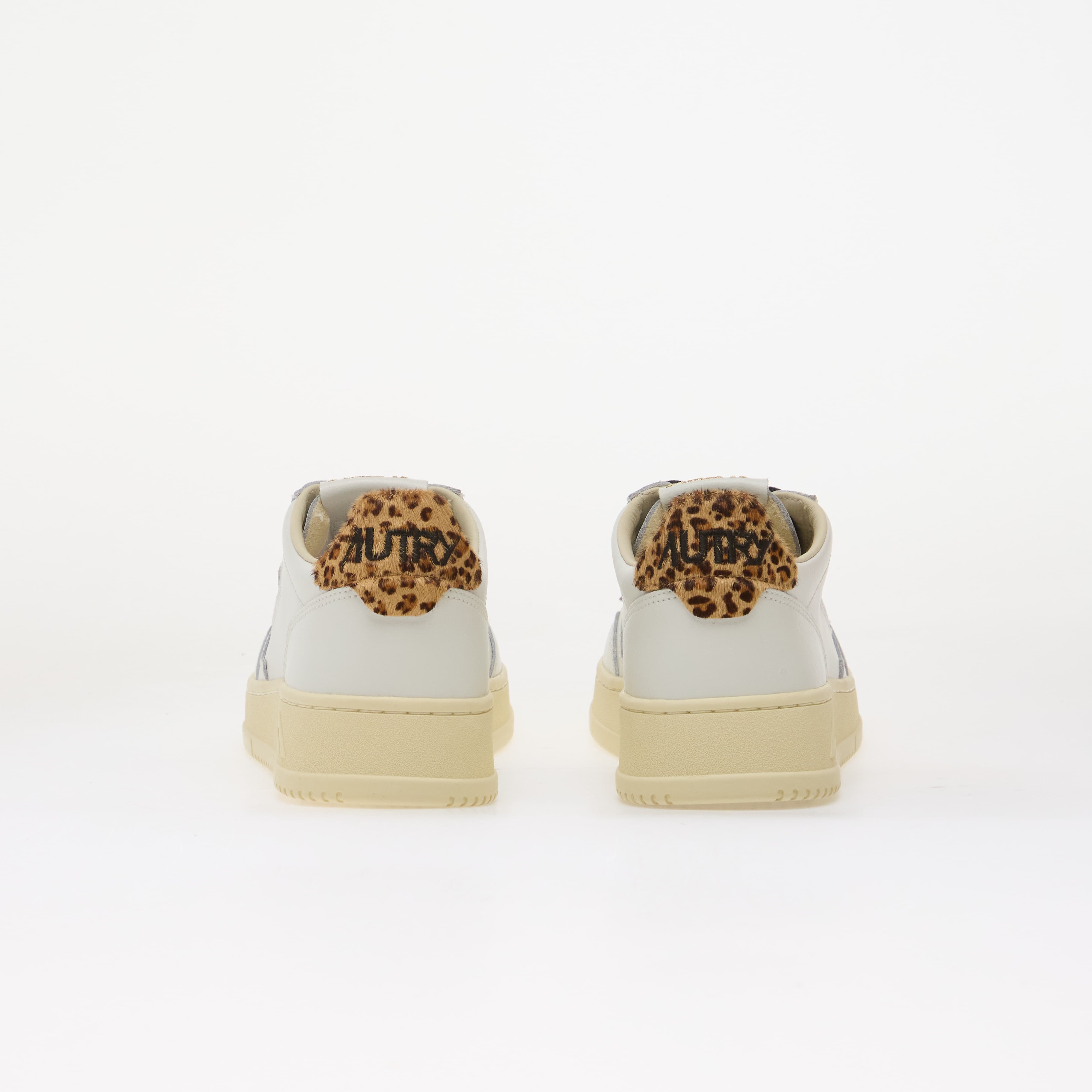 Autry Сникърси Medalist Low Woman White/ Leopard