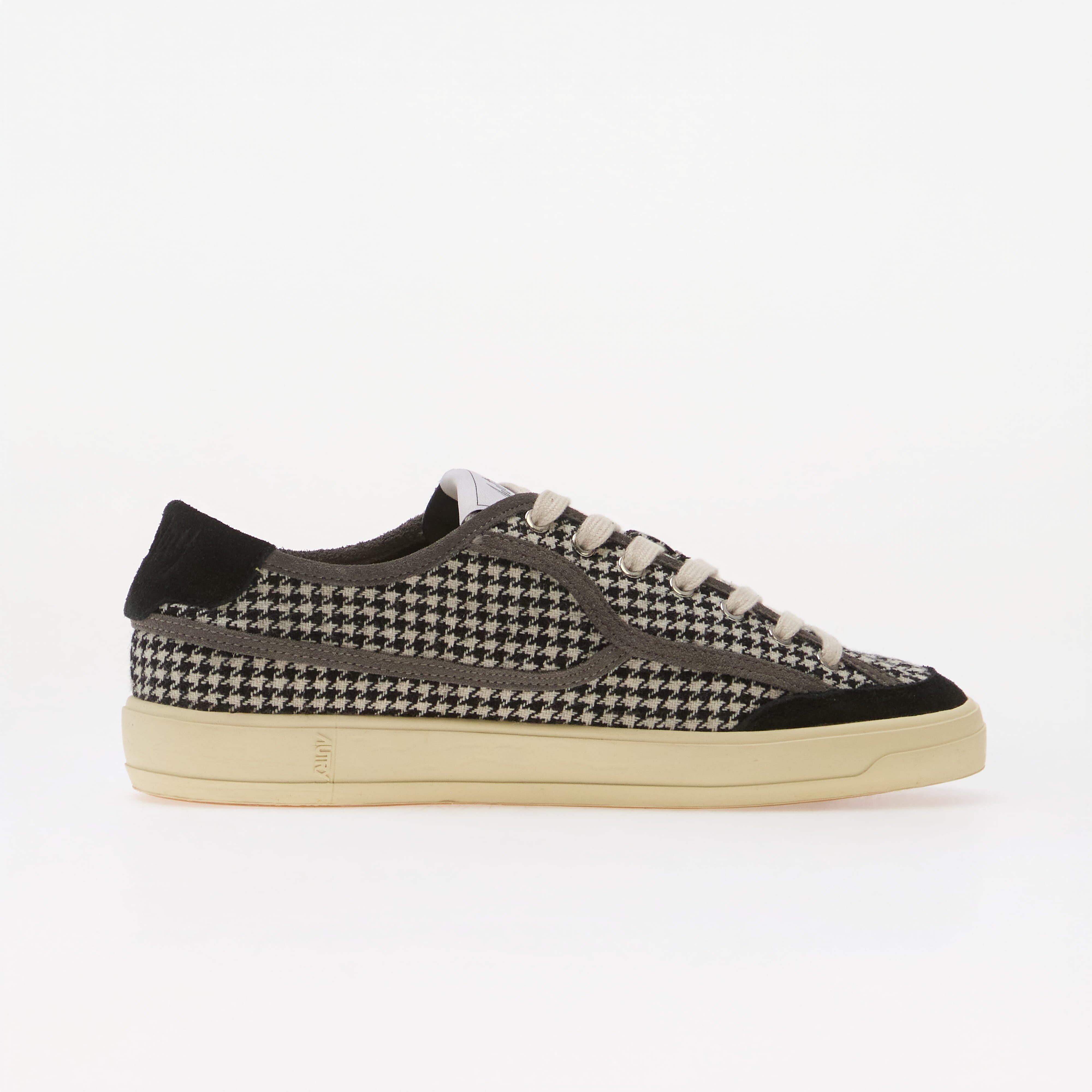 Autry Сникърси Windscape Low Man Pdpfab/ Sue Blk/ Wht