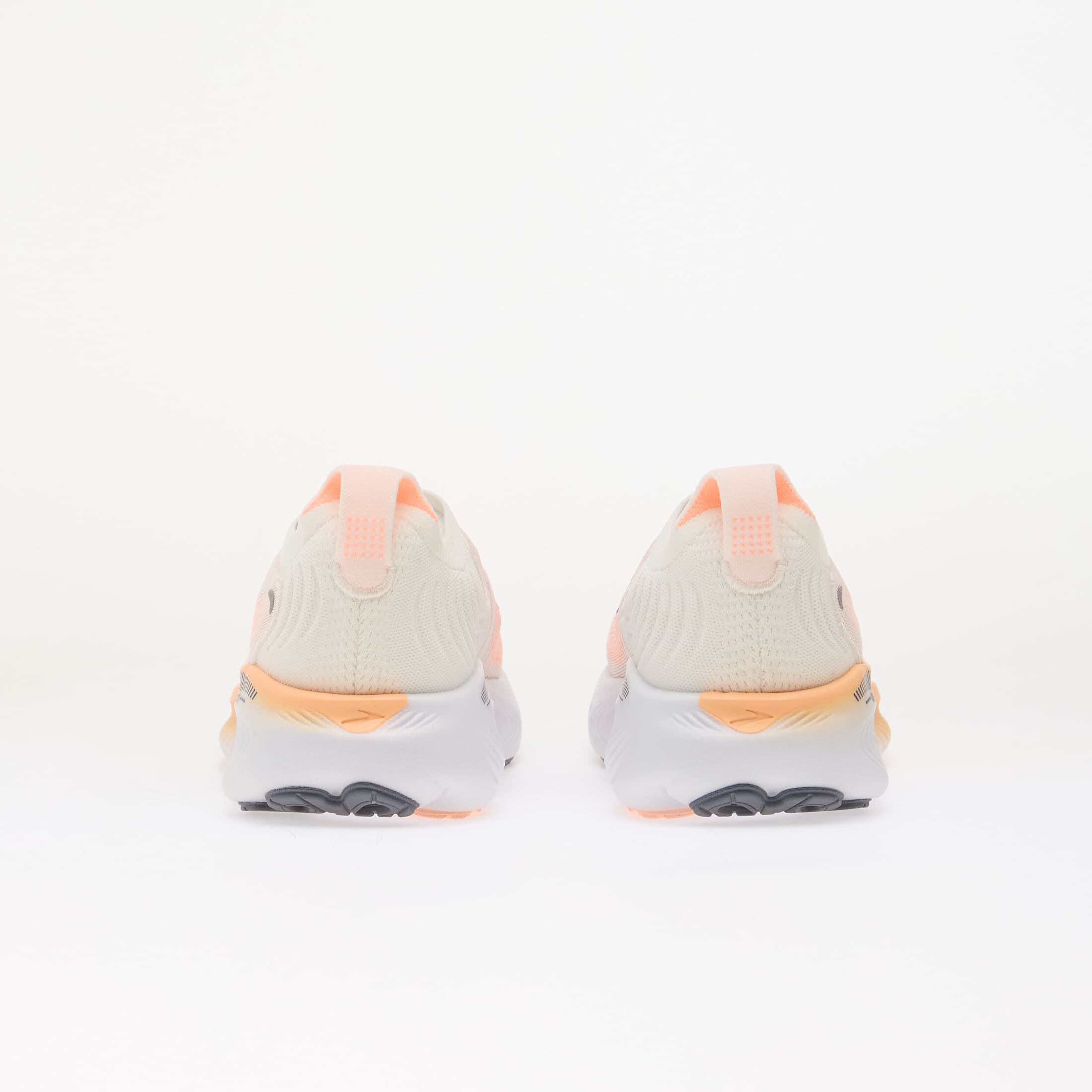 Brooks Сникърси Adrenaline Gts 25 Oyster Mushroom/ Peach/ Grape