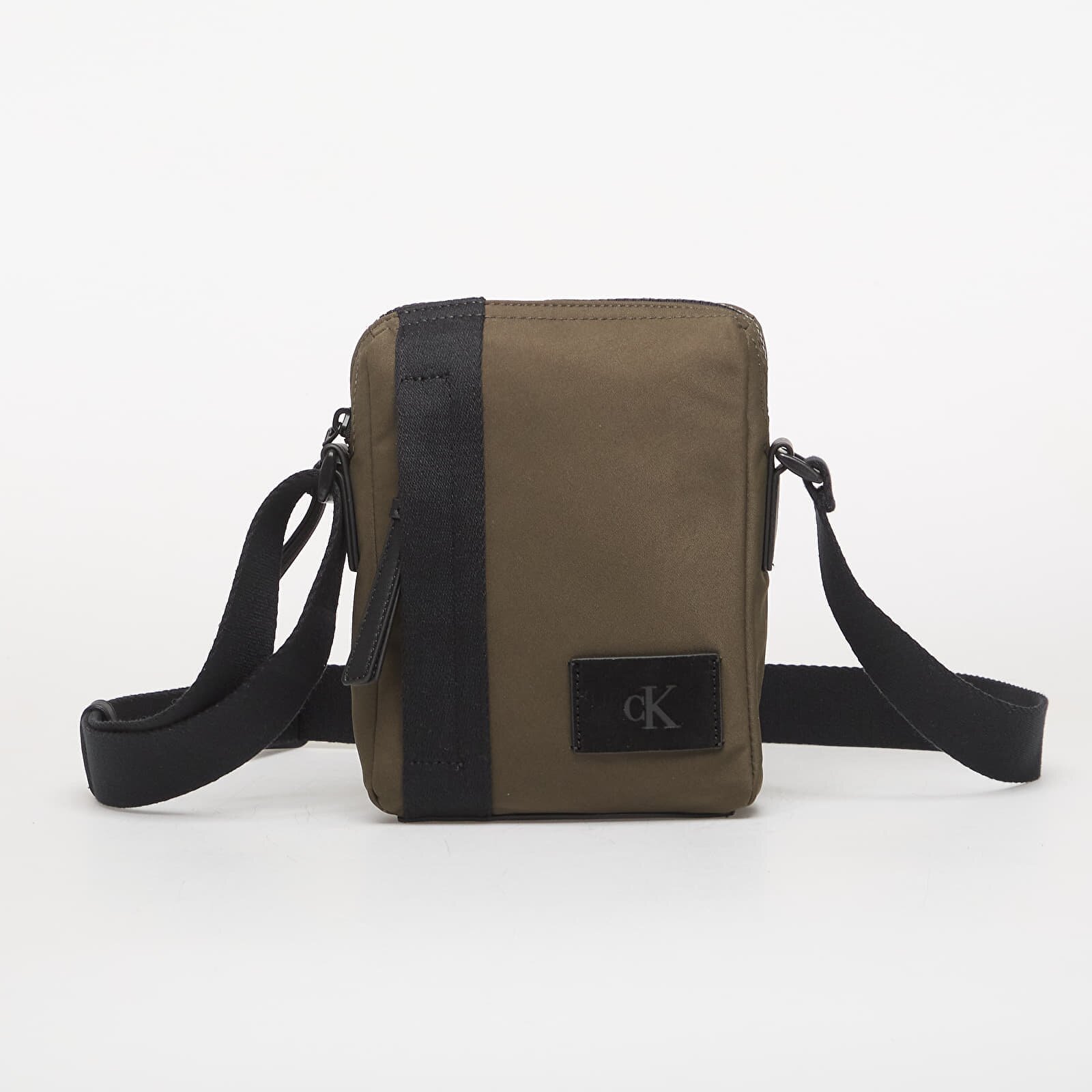 Calvin Klein Чанта Canvas Mix Reporter Green