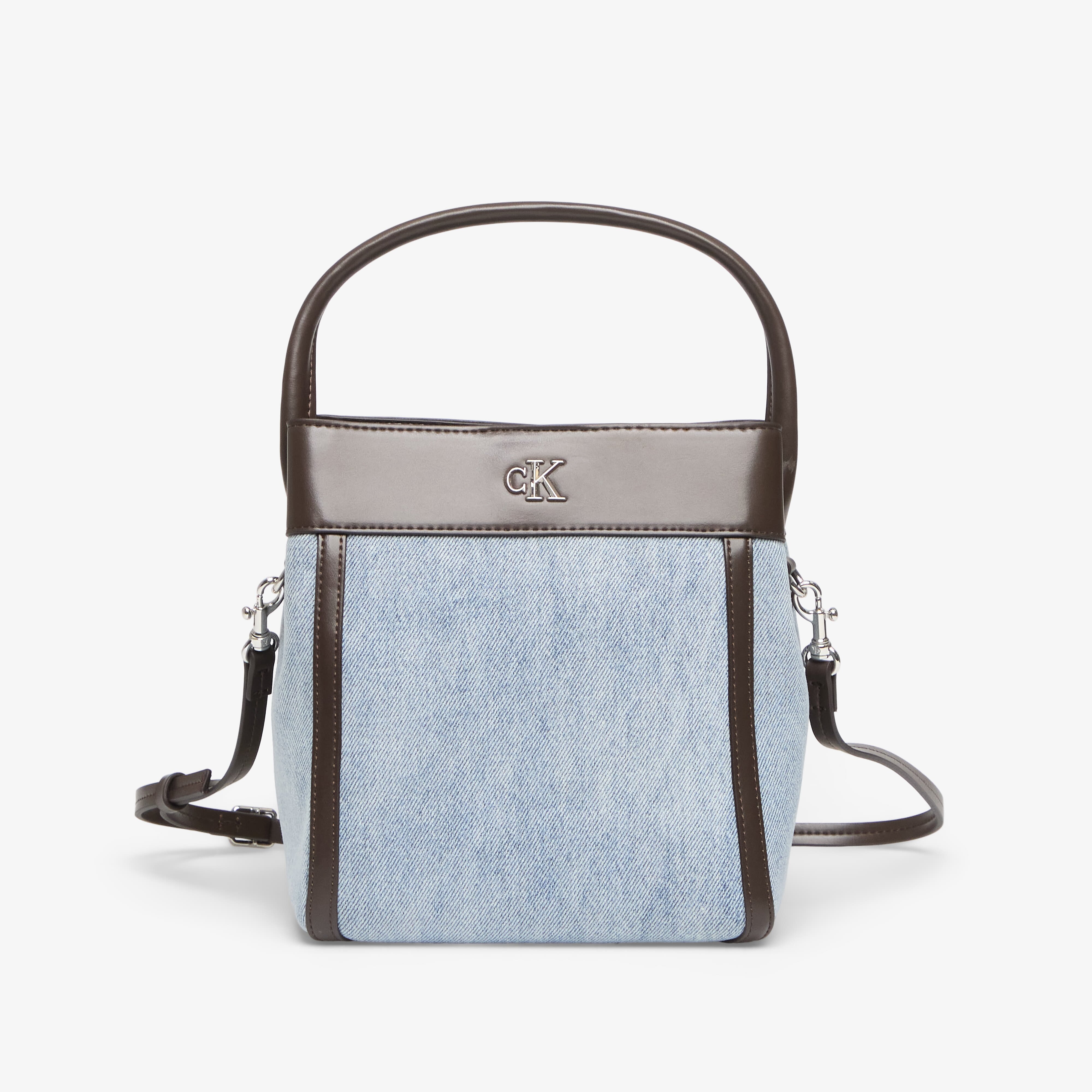 Calvin Klein Чанта Ck Denim Bucket With Strap LIGHT WASH DENIM