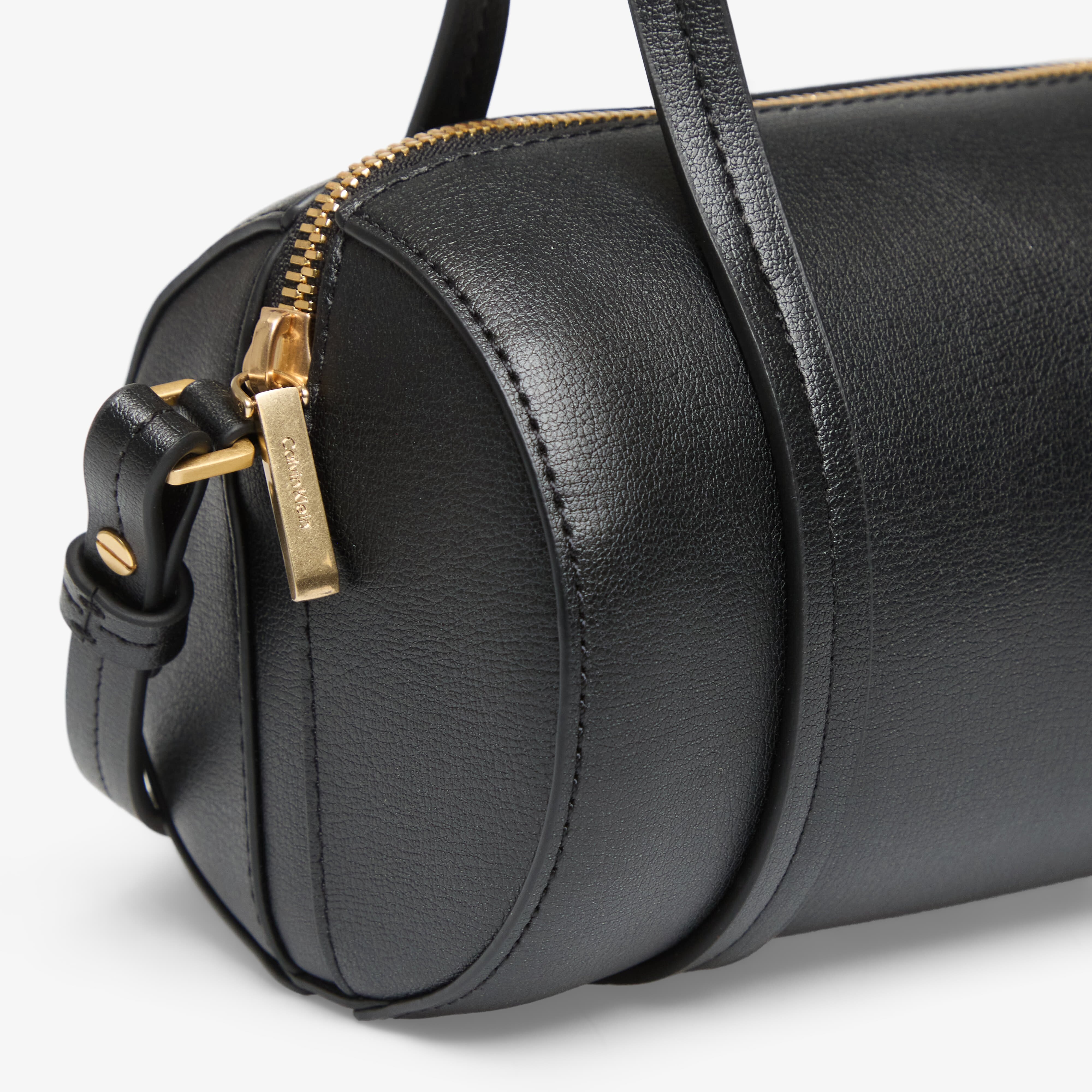 Calvin Klein Чанта Foil Logo Small Duffle Bag Black/ Toasted Coconut