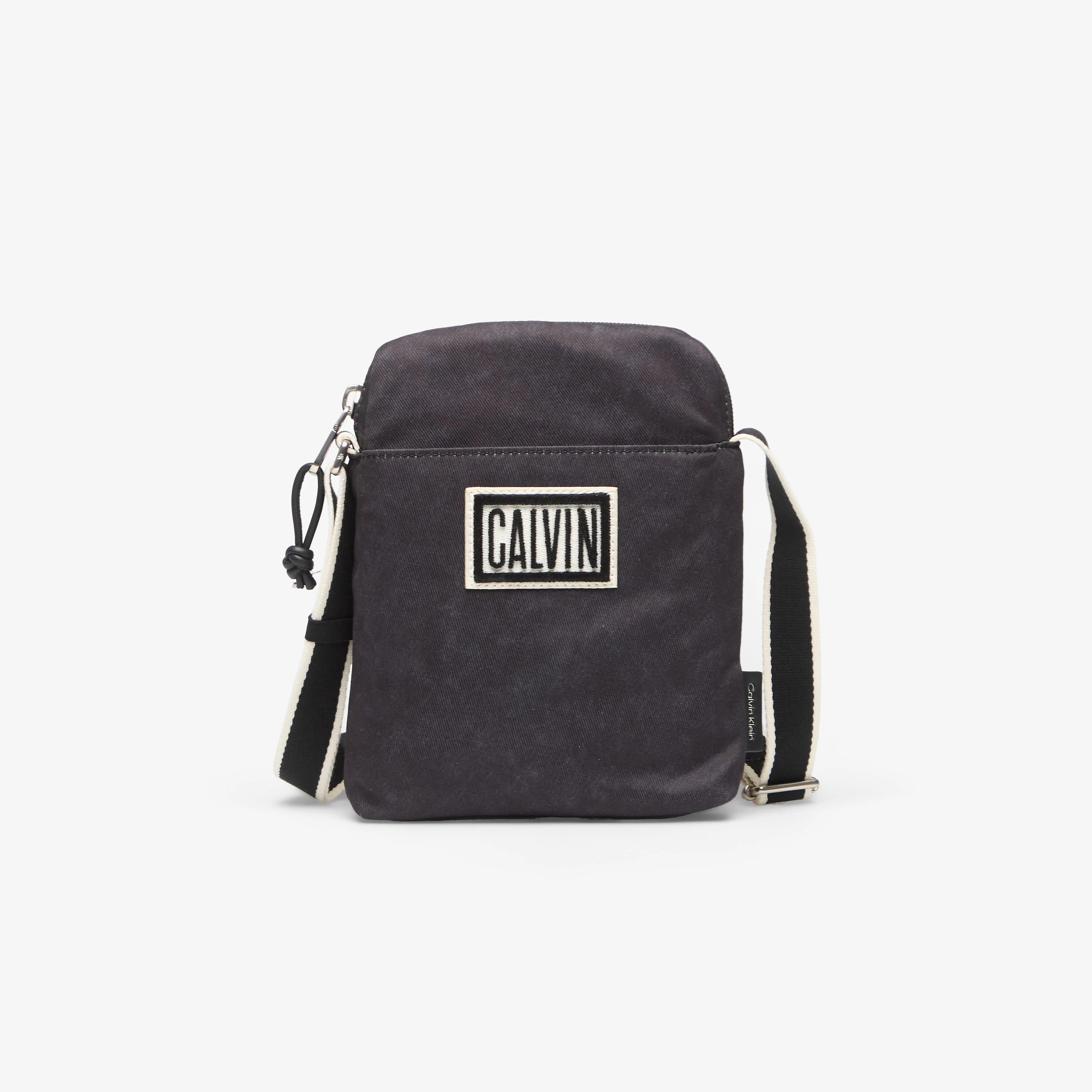 Calvin Klein Чанта Ssnl Graphic Reporte Black