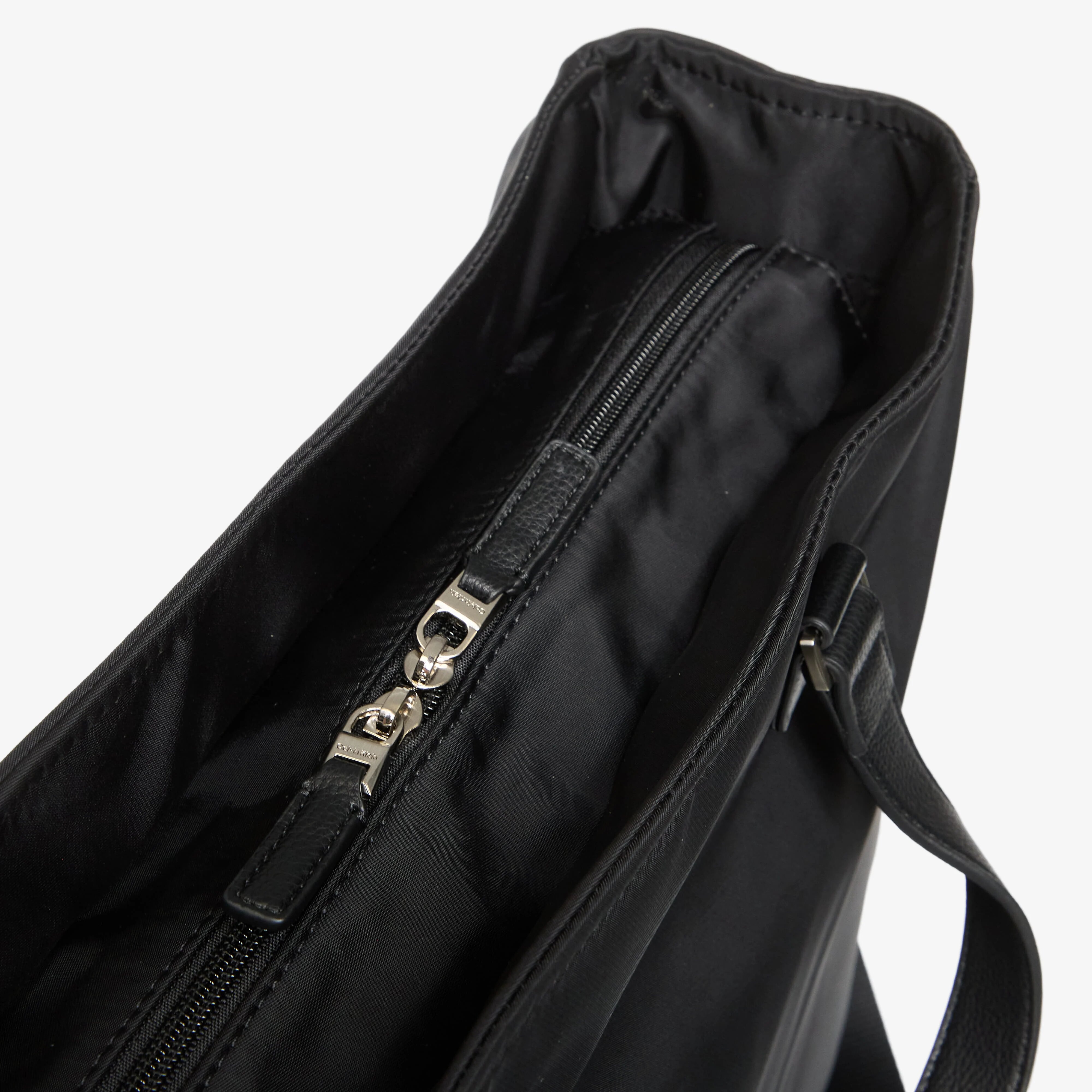 Calvin Klein Чанта Ssnl Raised Logo Tote Black