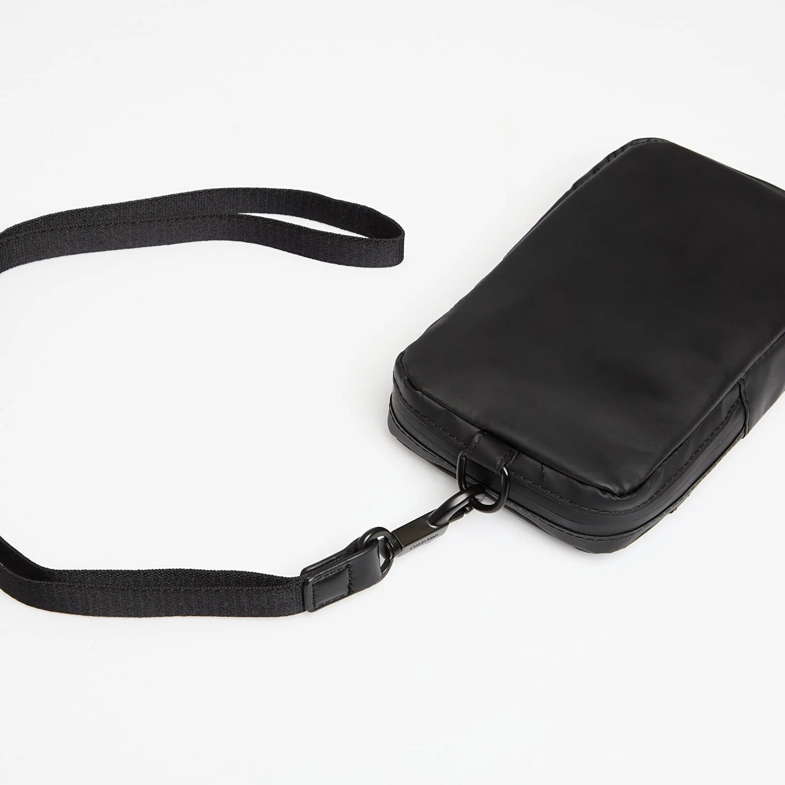Calvin Klein Чанта Utility Phone Crossbody Crossover Black