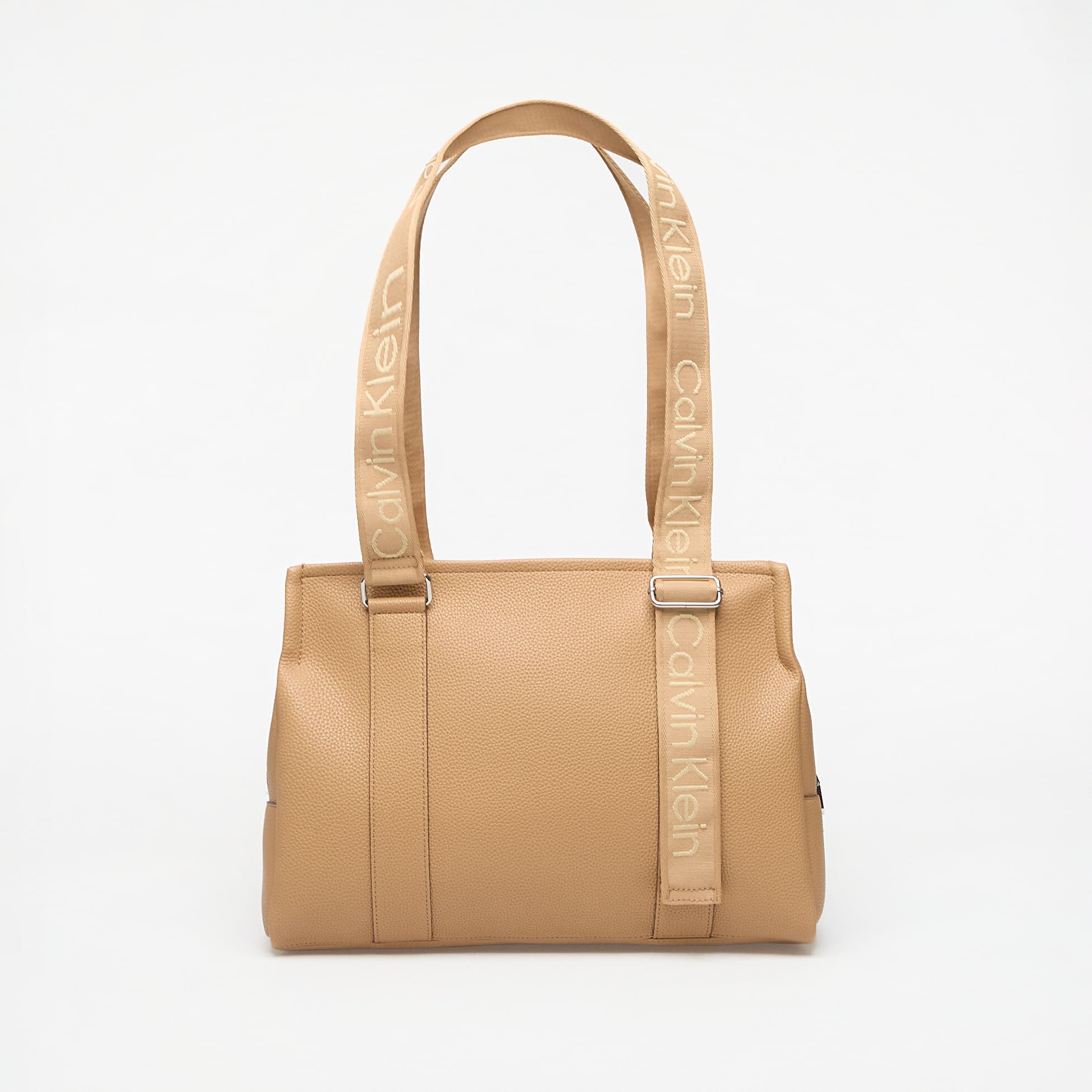 Calvin Klein Чанта Webbing Adj Strap Tote Tannin