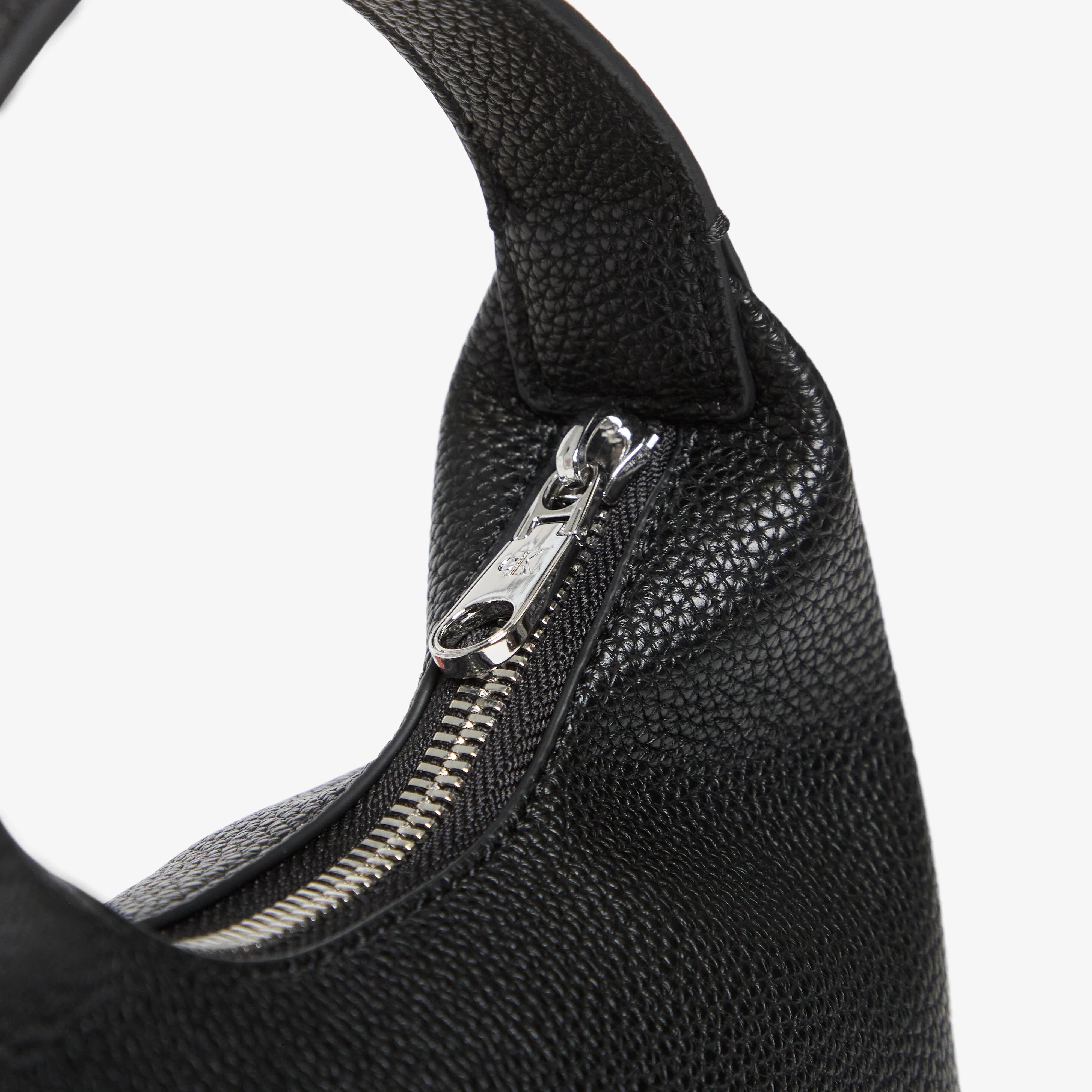 Calvin Klein Чанта Webbing Strap Small Black