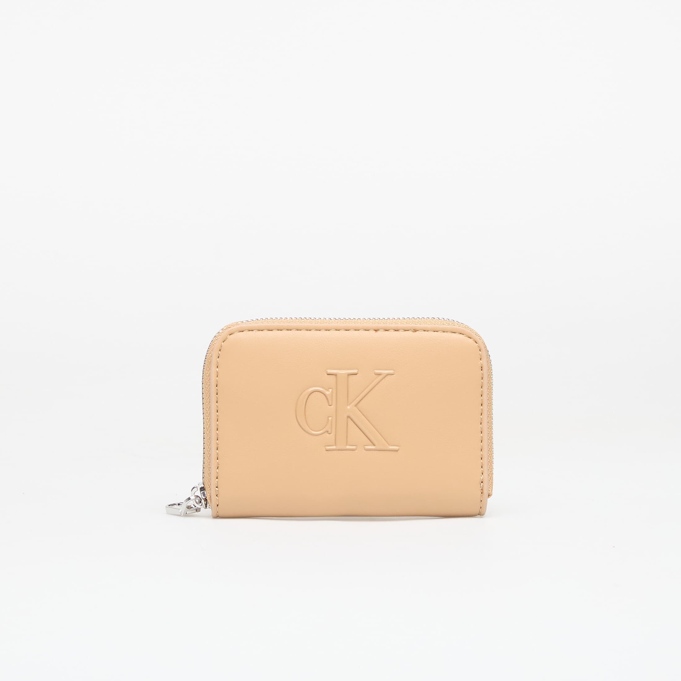 Calvin Klein Портфейл Bold Ck Medium Zip Around Tannin