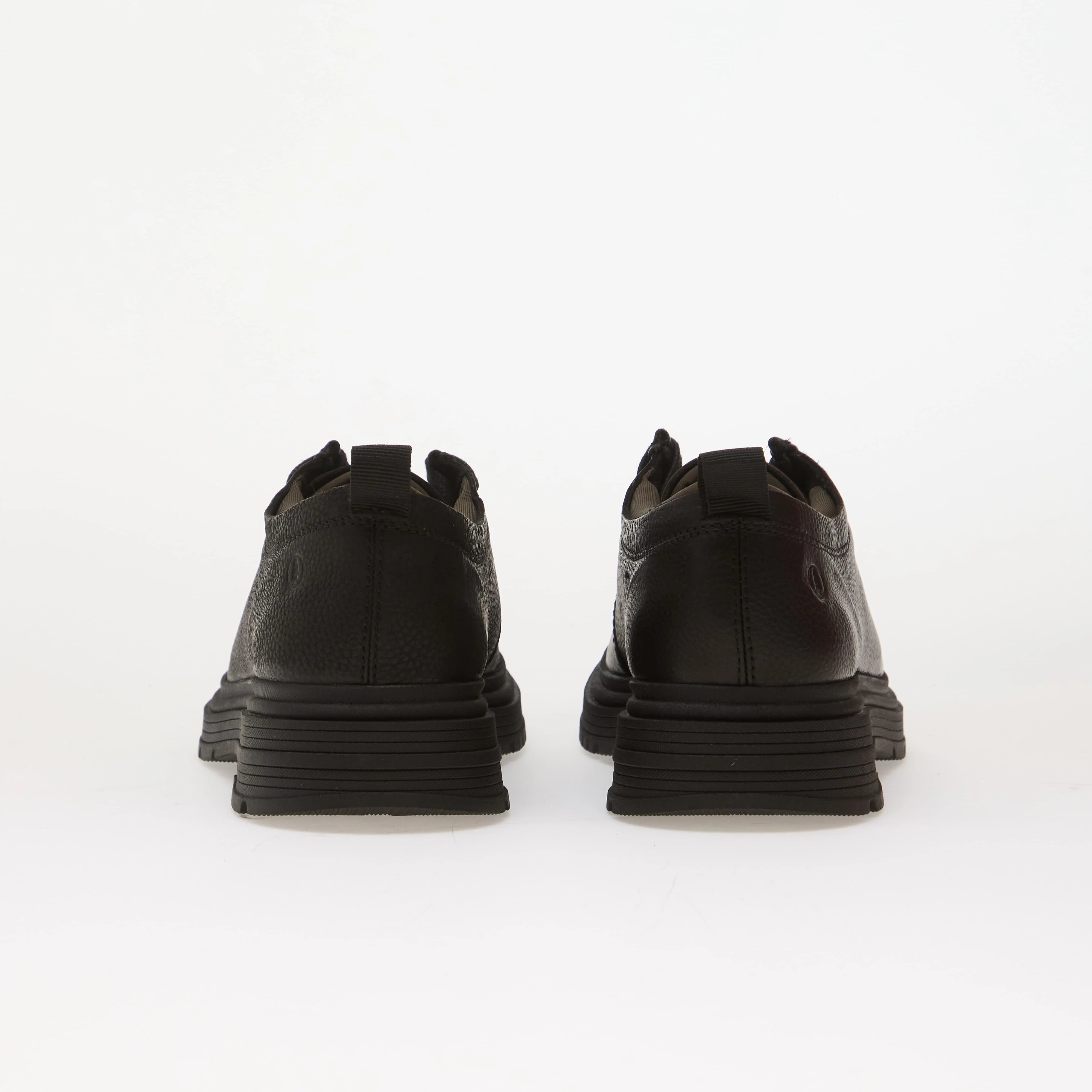 Clarks Сникърси Badbury Seam Black Leather