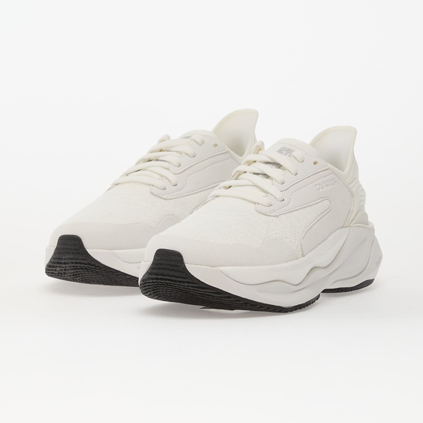 Clarks Сникърси Pace White