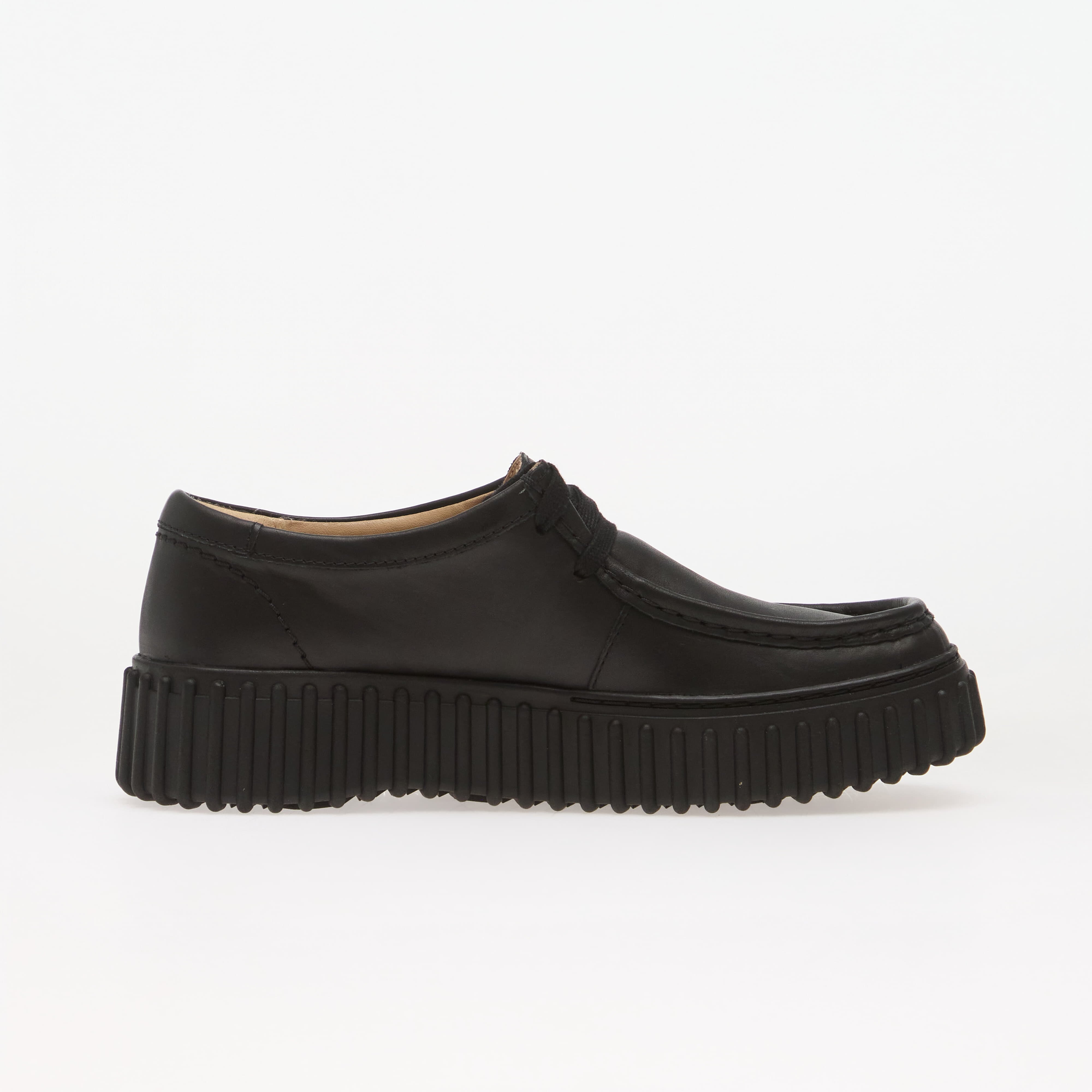 Clarks Torhill Bee Leather Black