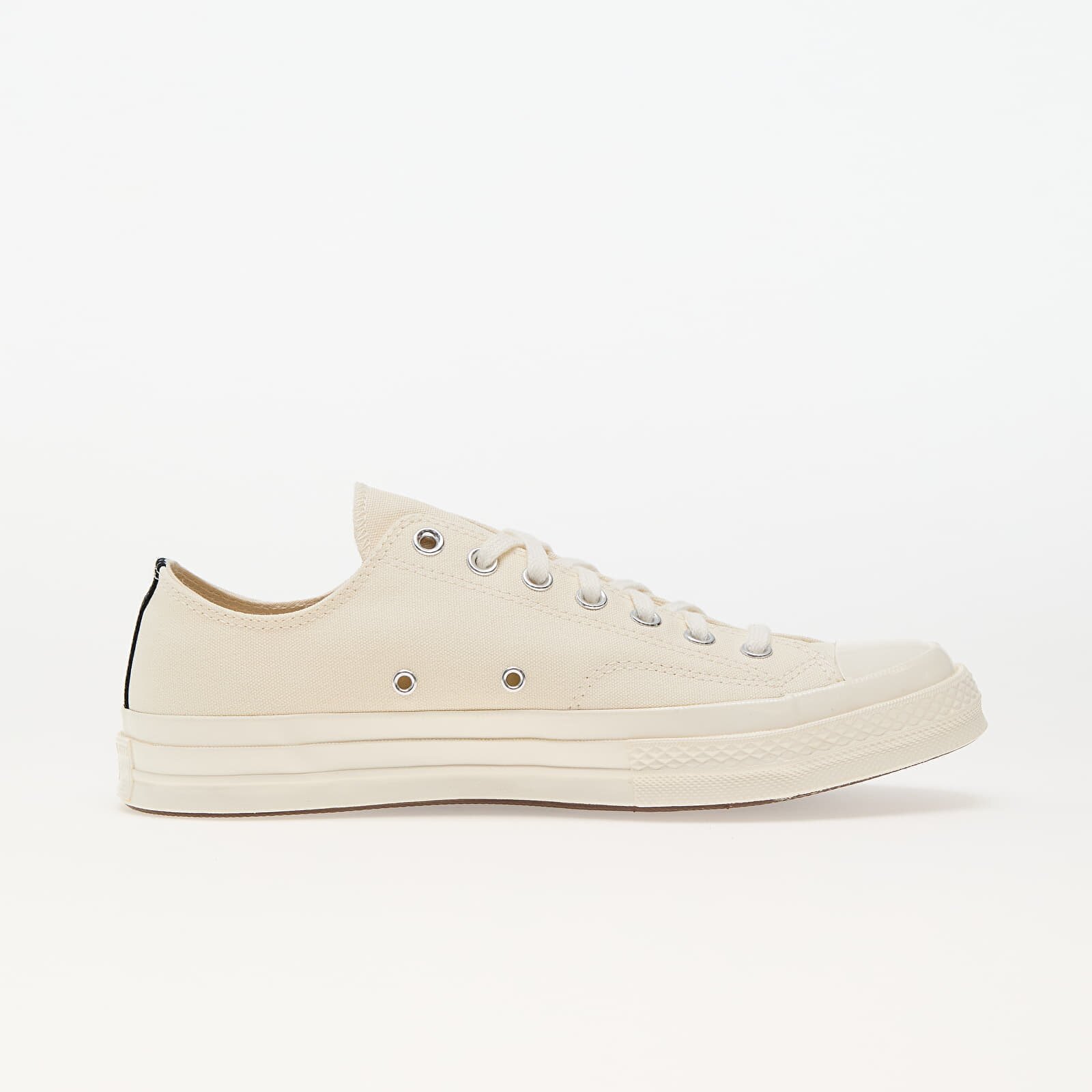 Comme des Garçons PLAY Сникърси Converse x Chuck 70 OX Milk/ Black/ Red