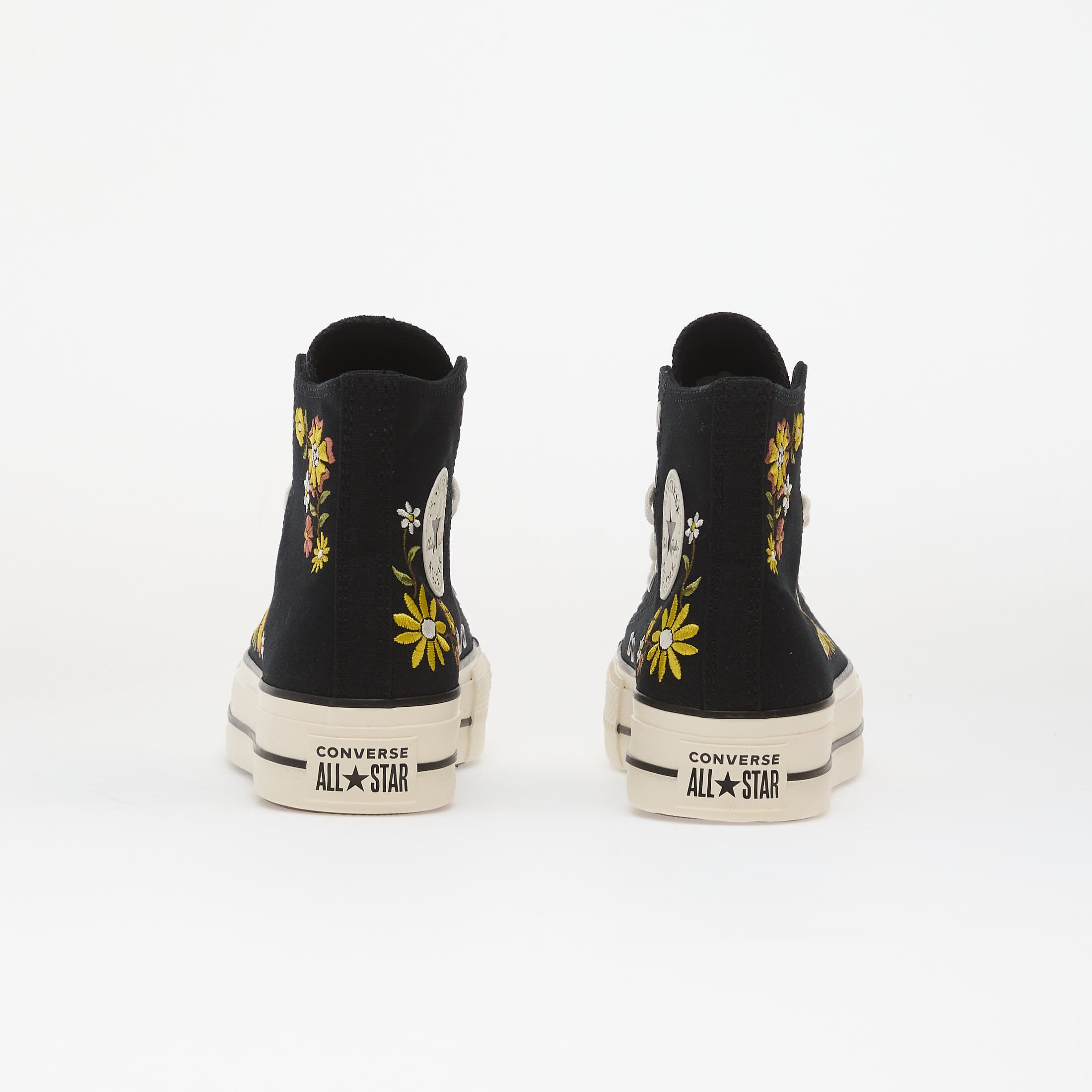 Converse Сникърси Chuck Taylor All Star Lift Embroidered Flowers - Black/ Egret/ Bright Outlook