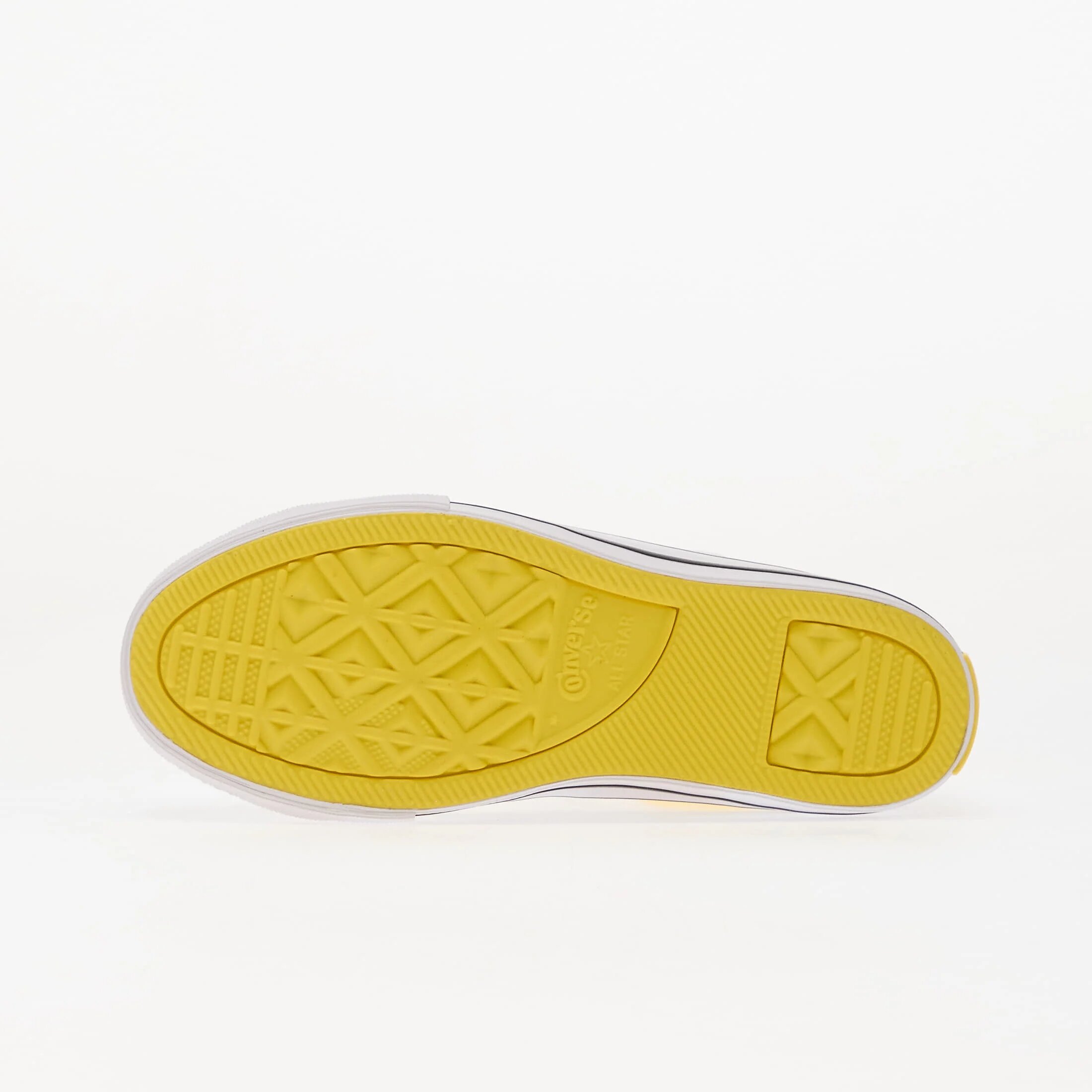 Converse Сникърси x Minions Chuck Taylor All Star Optical White