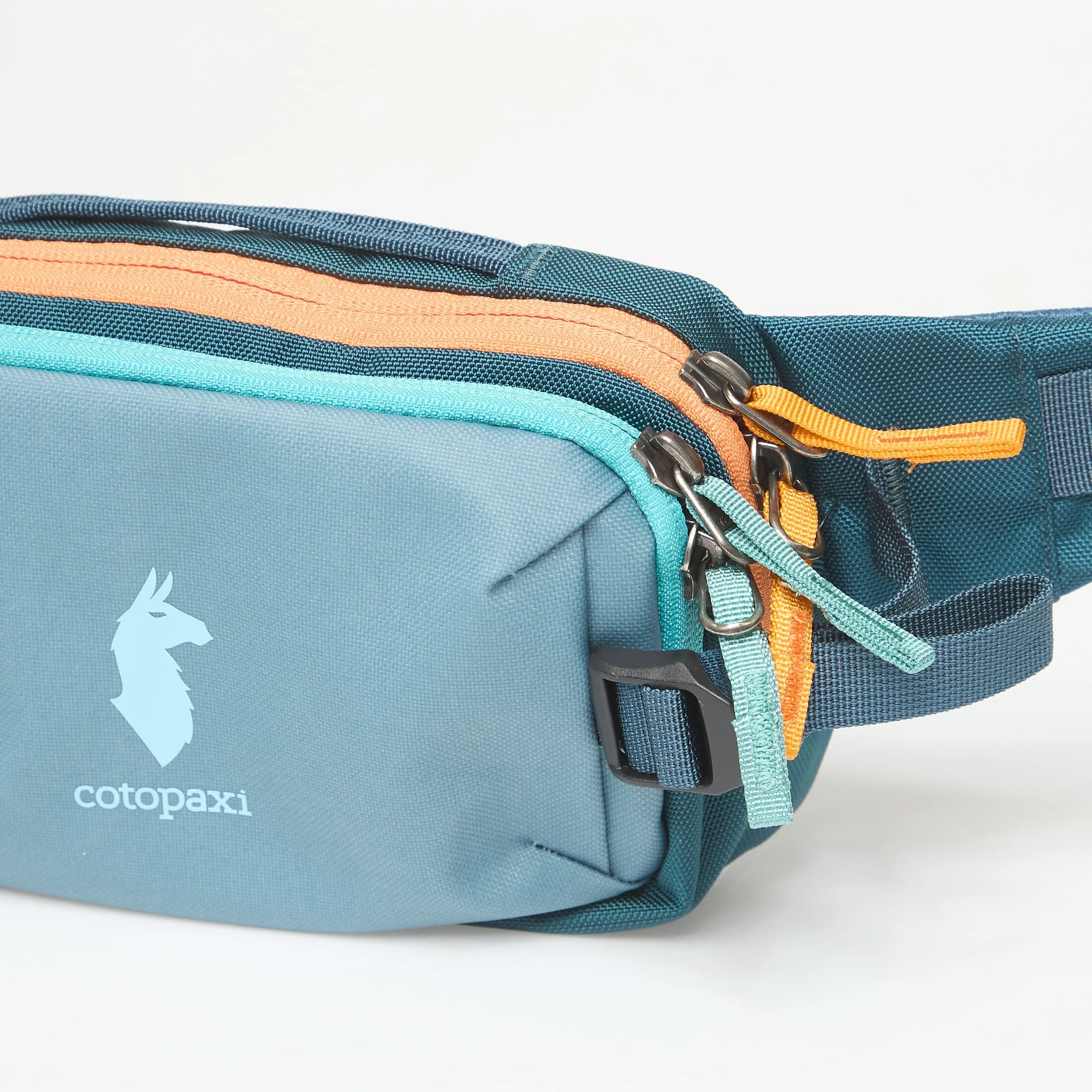 Cotopaxi Чантичка за кръста Allpa X 1.5L Hip Pack Blue Spruce/ Abyss 15 l
