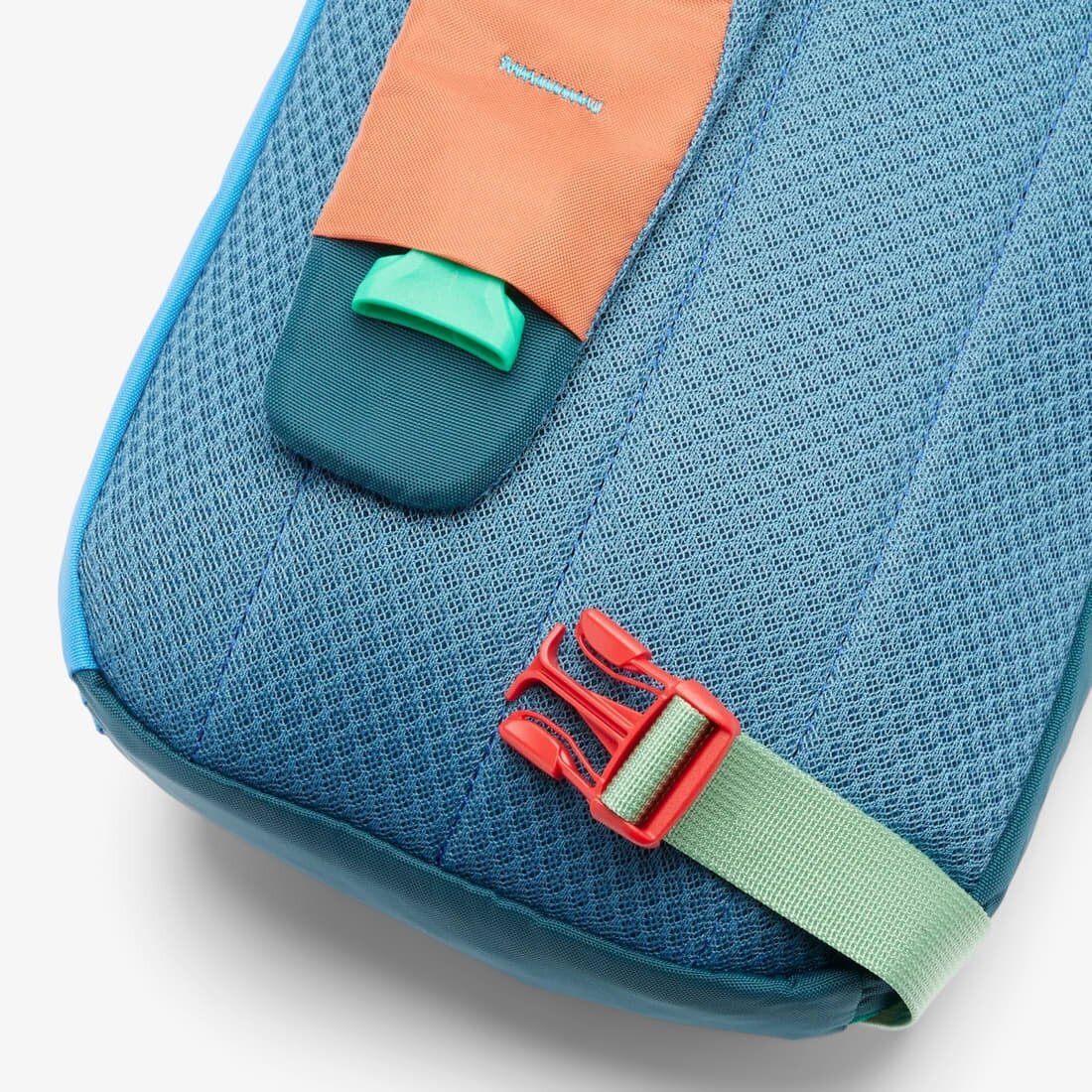 Cotopaxi Чантичка за кръста Todo 8L Sling Del Dia