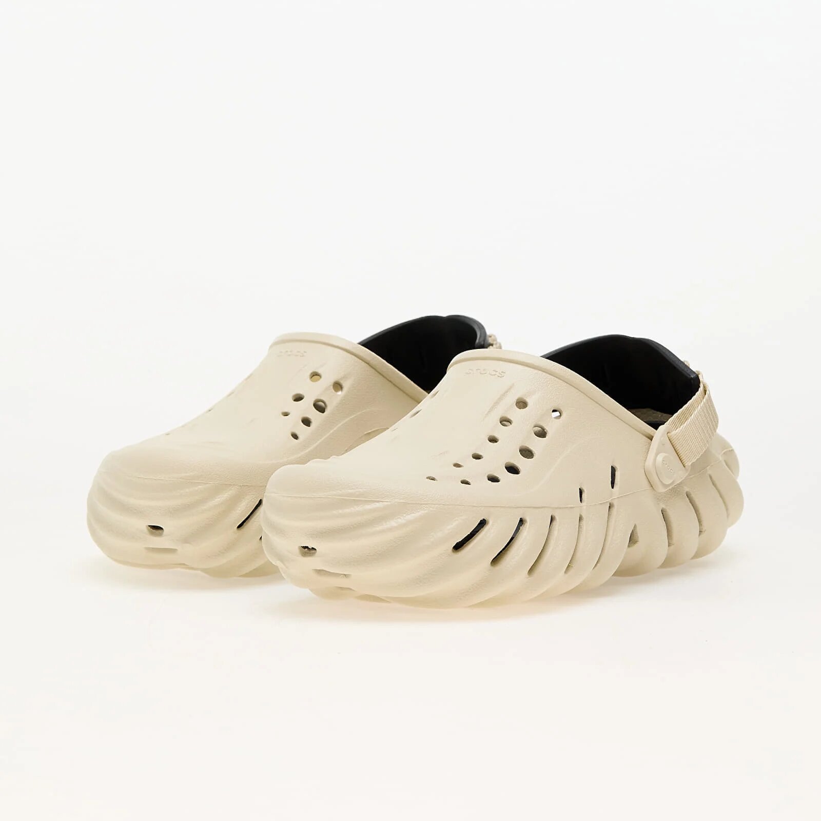 Crocs Обувки Echo Clog Bone/ Black