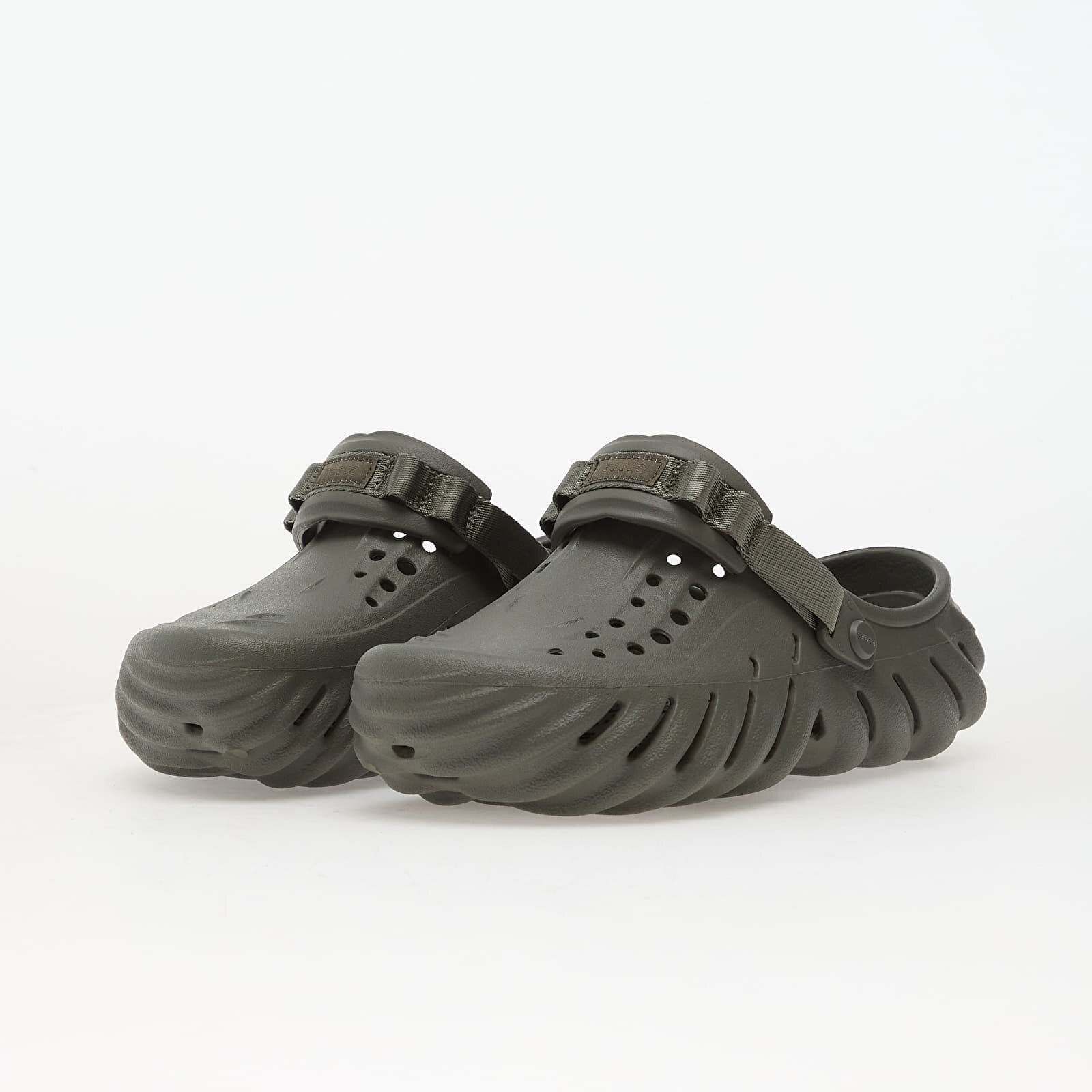 Crocs Обувки Echo Clog Dusty Olive