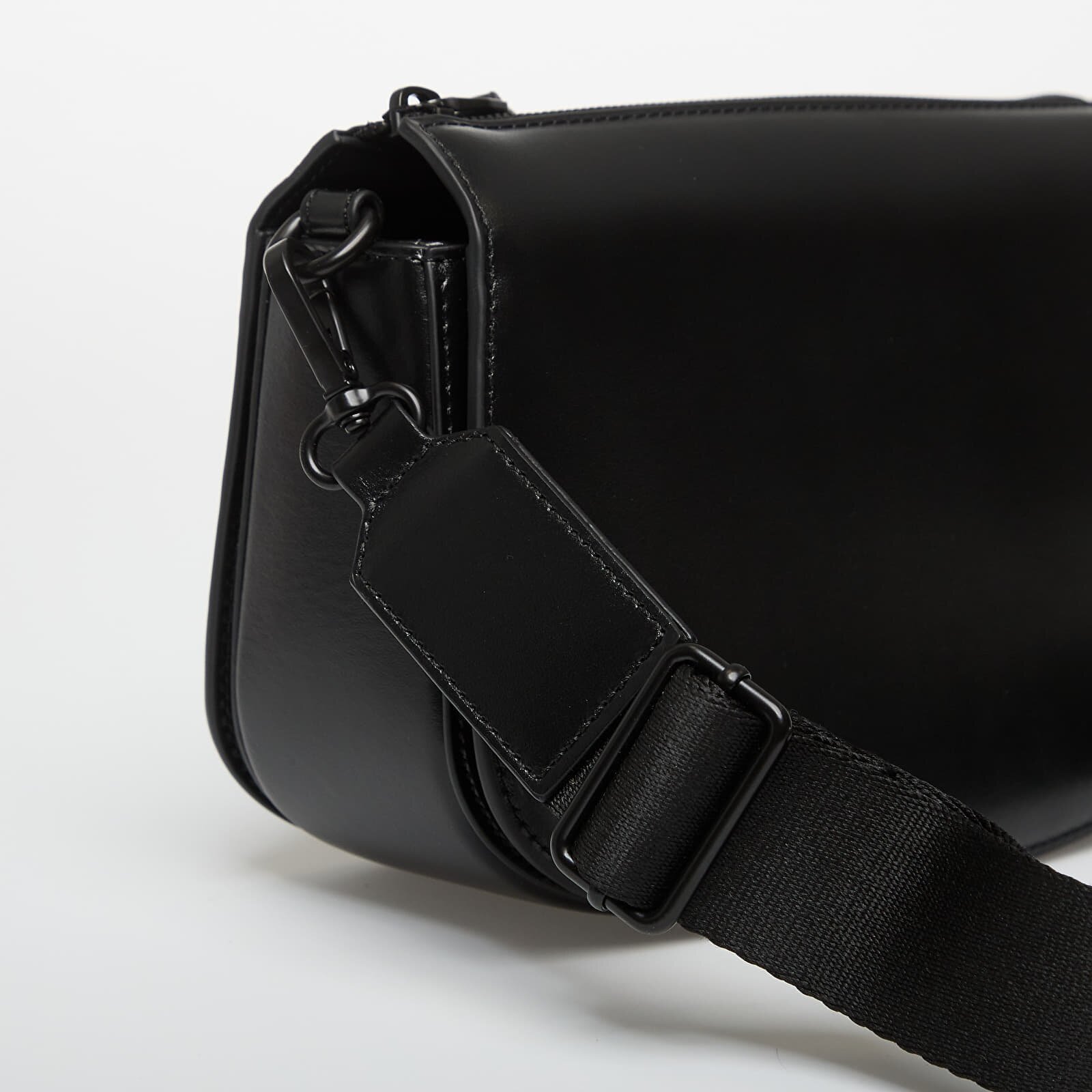 Diesel Чанта 1Dr 2.0 Camera Bag Cross Bodybag Black