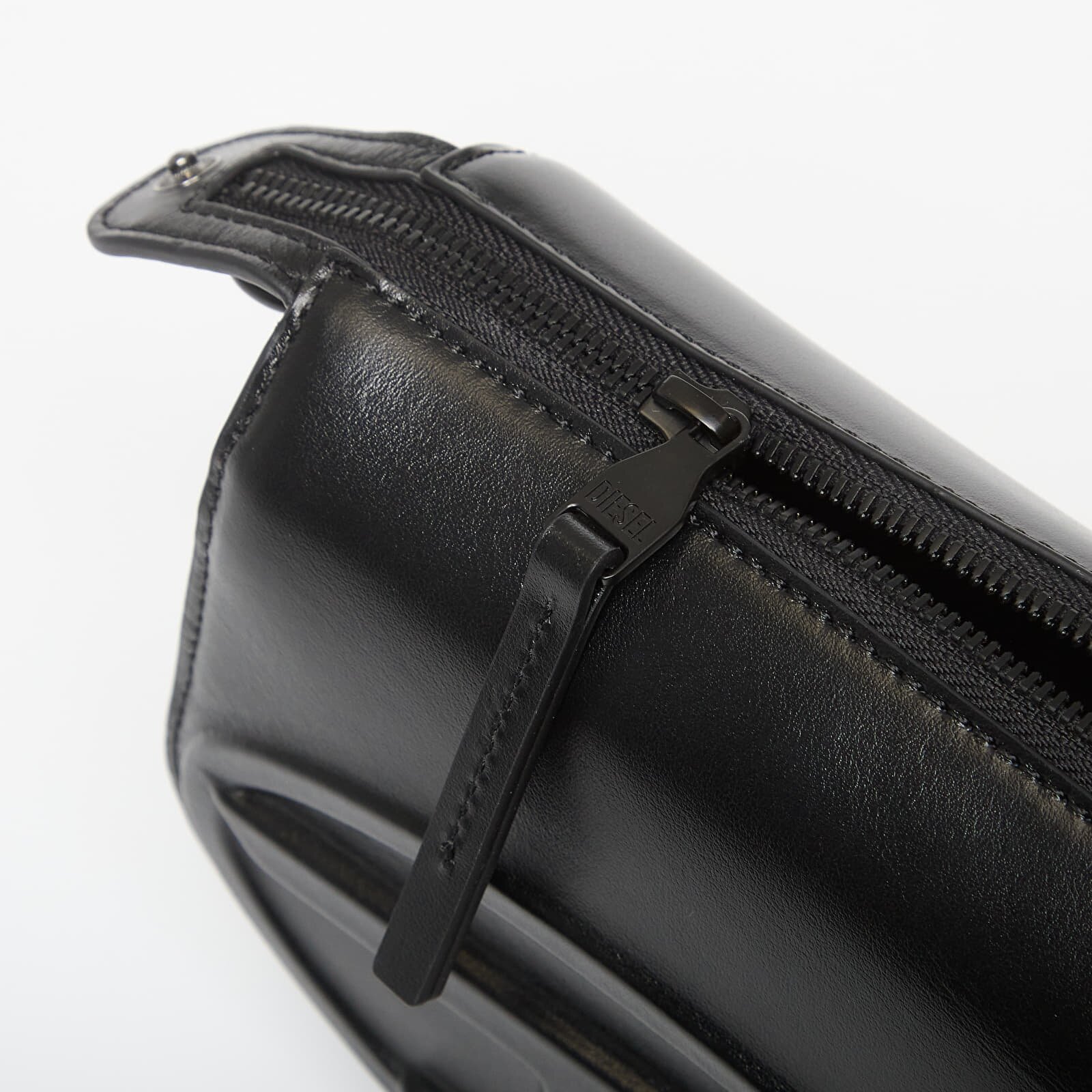Diesel Чанта 1Dr 2.0 Camera Bag Cross Bodybag Black