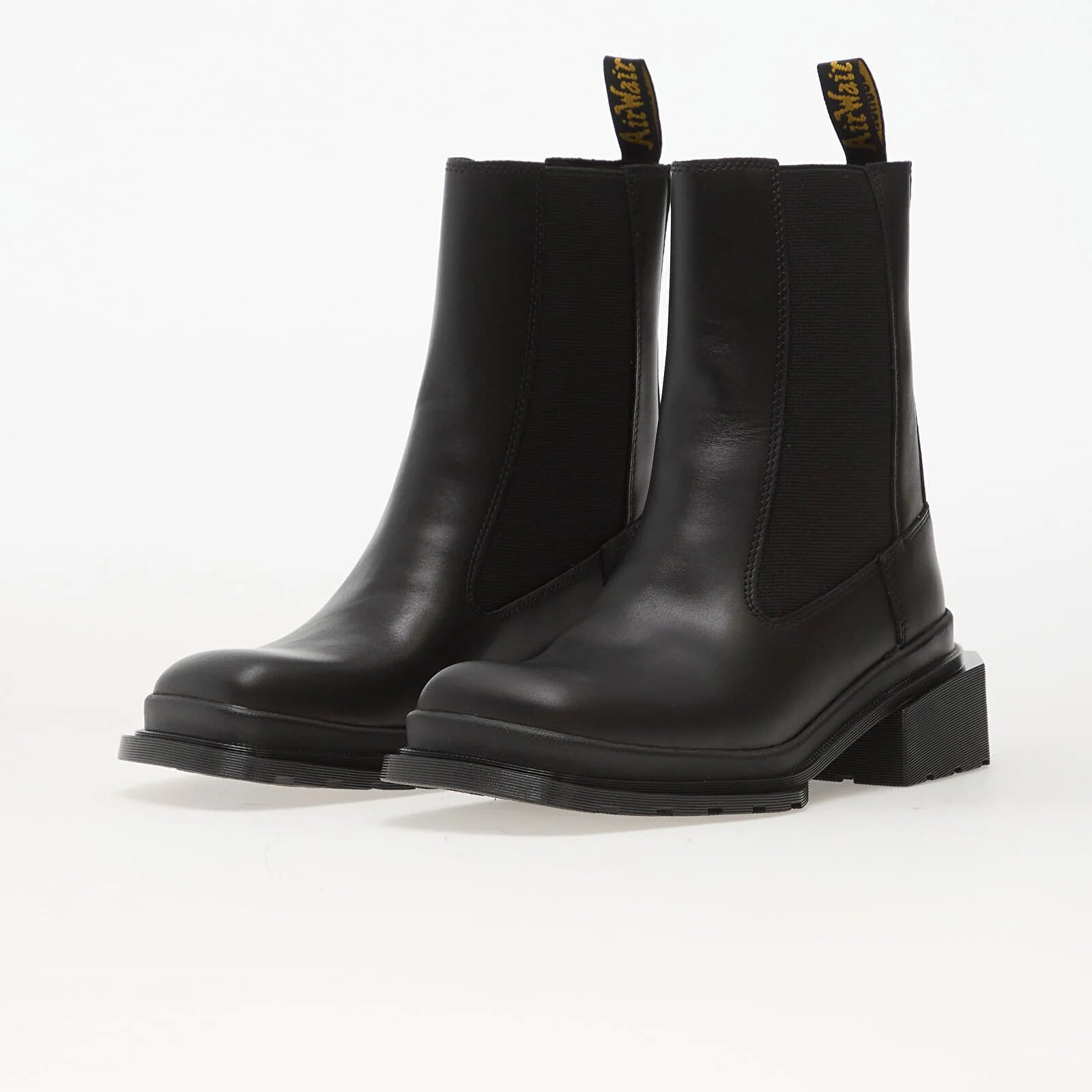 Dr. Martens Maybole Chelsea Black
