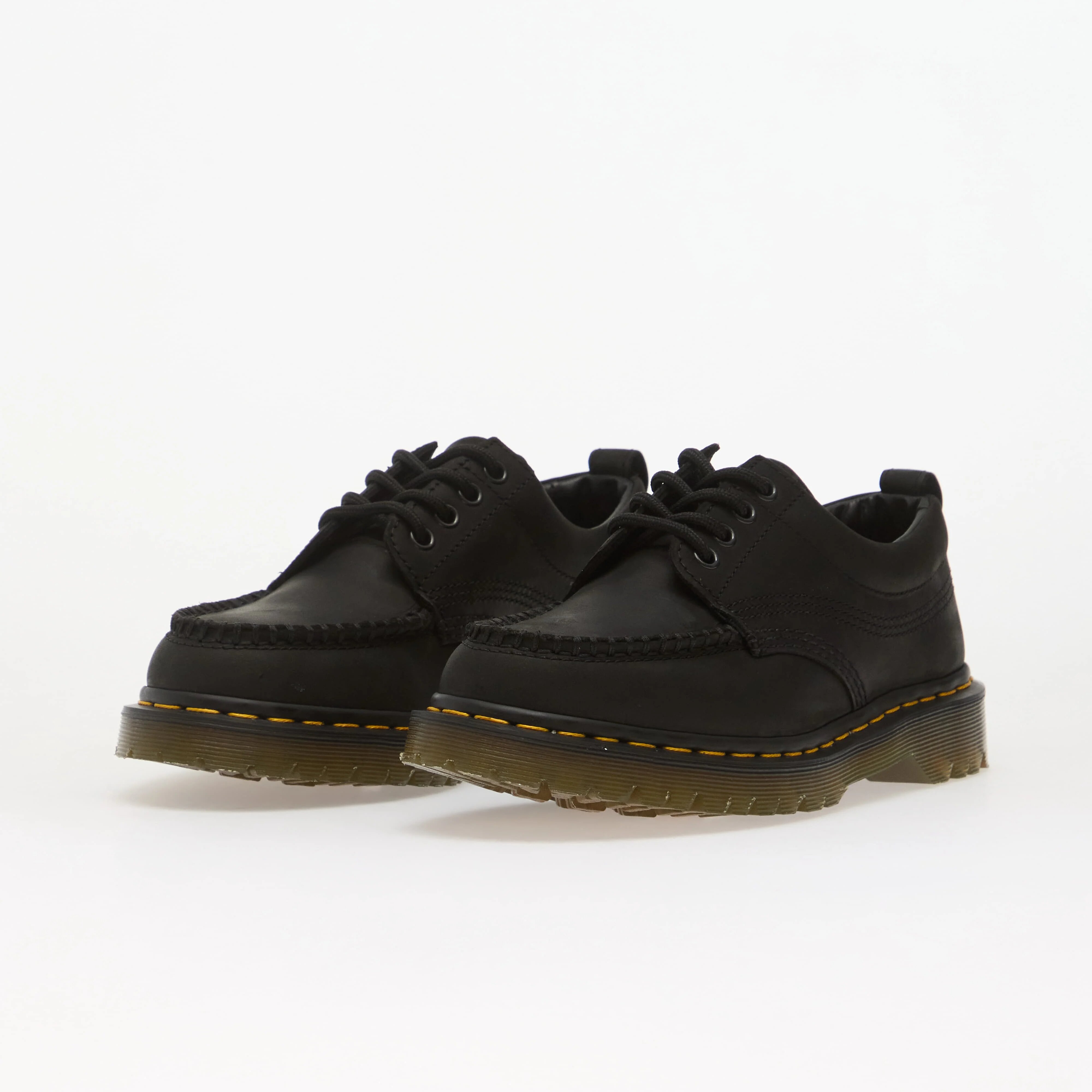 Dr. Martens Сникърси Lowell 4 Eye Moc Toe Black Crazy Horse