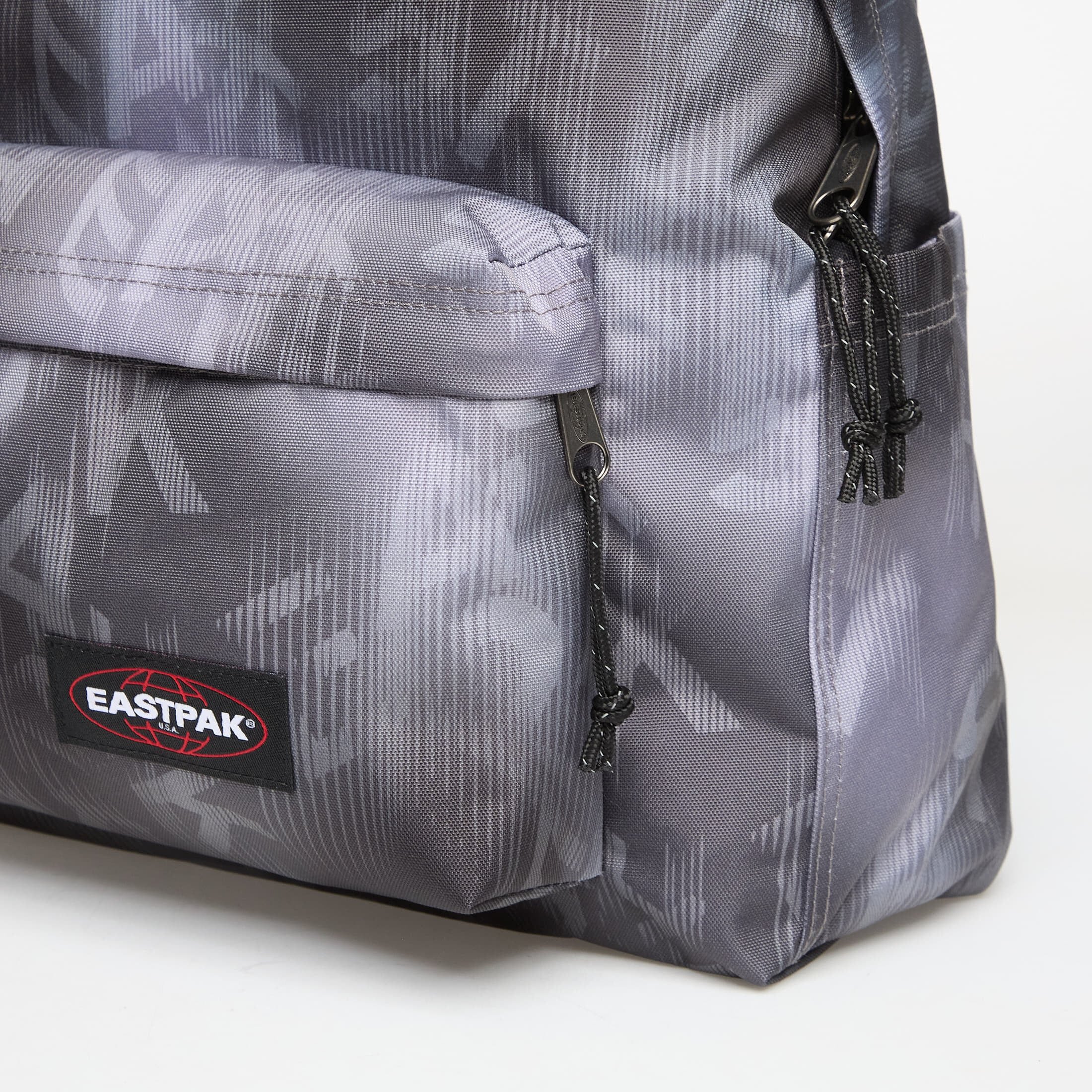 EASTPAK Раница Day Pak'r Letter Dye Black