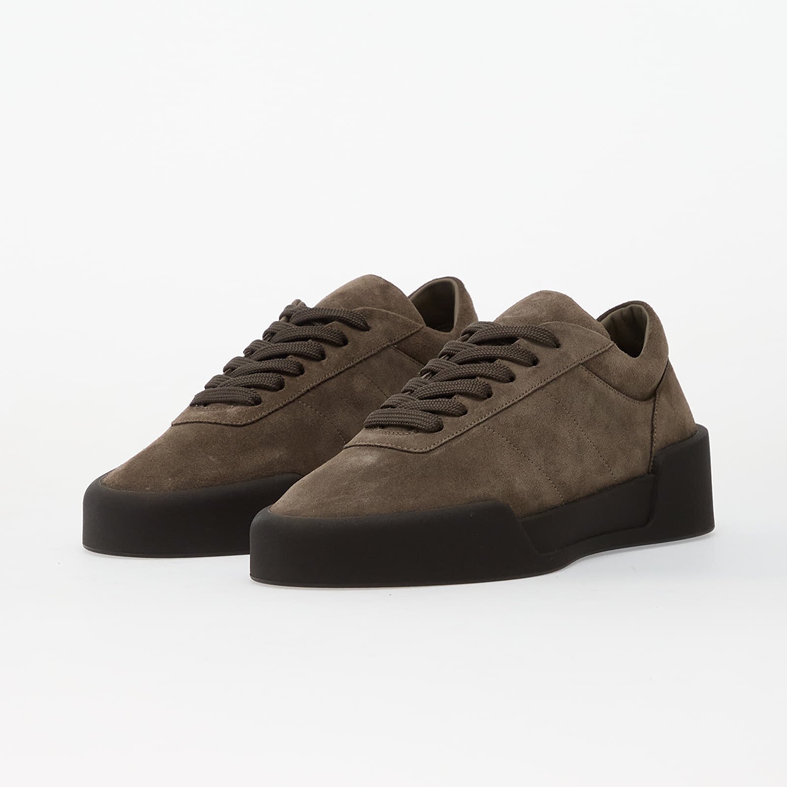 Fear of God Сникърси Aerobic Low Willow