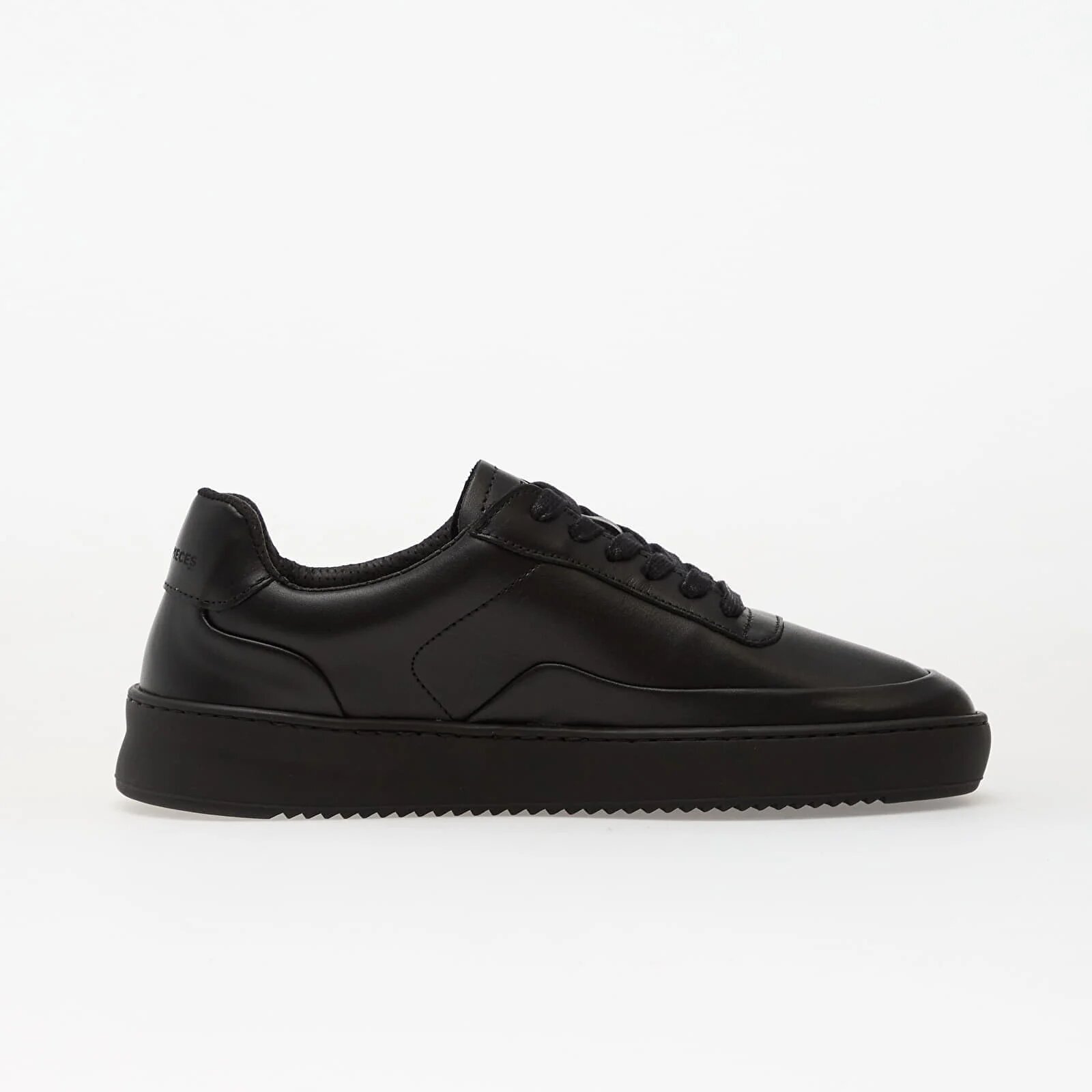 Filling Pieces Сникърси Mondo Seamless Black