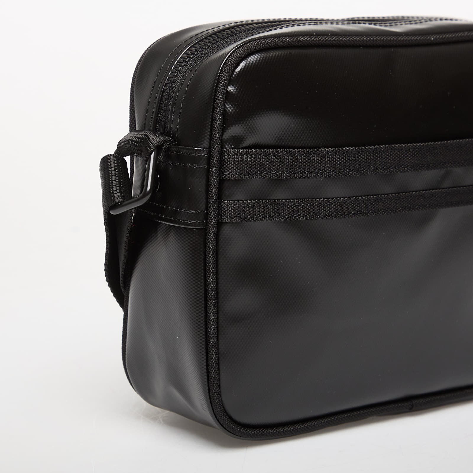FRED PERRY Чанта Tonal Classic Mini Shoulderbag Black/ Gold