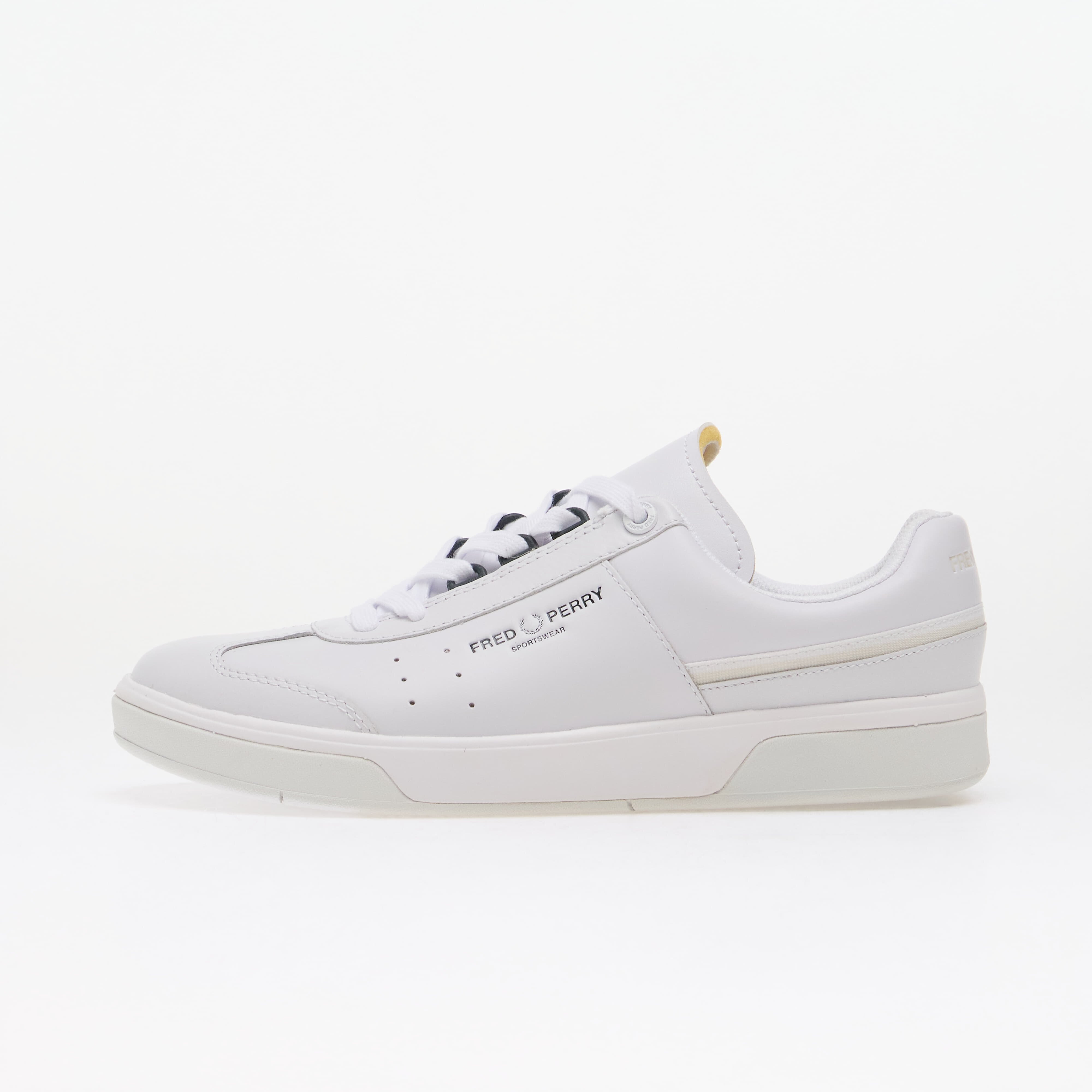 FRED PERRY Сникърси B302 Leather White