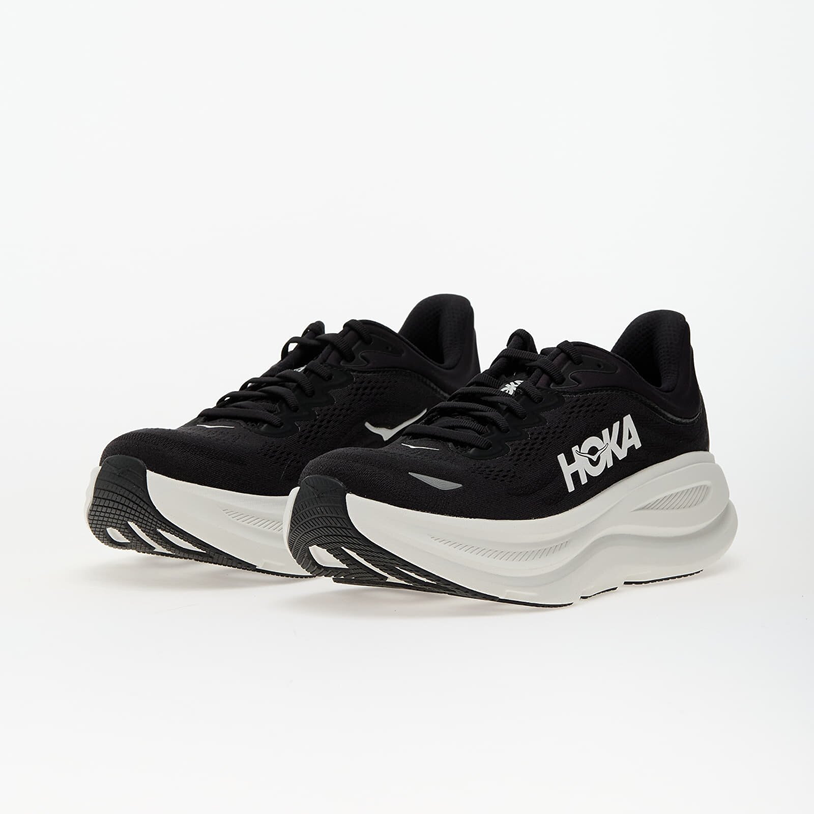 HOKA® Сникърси M Bondi 9 Black/ White