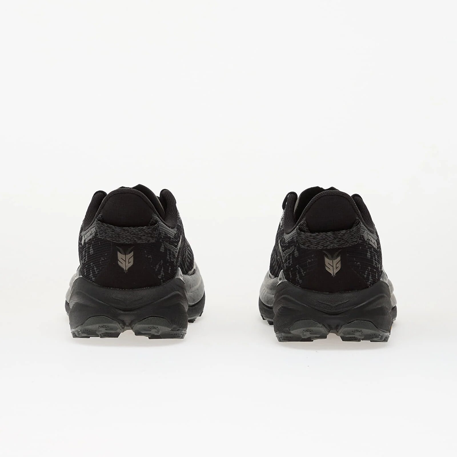 HOKA® Сникърси M Speedgoat 6 Gtx Black/ Outer Orbit