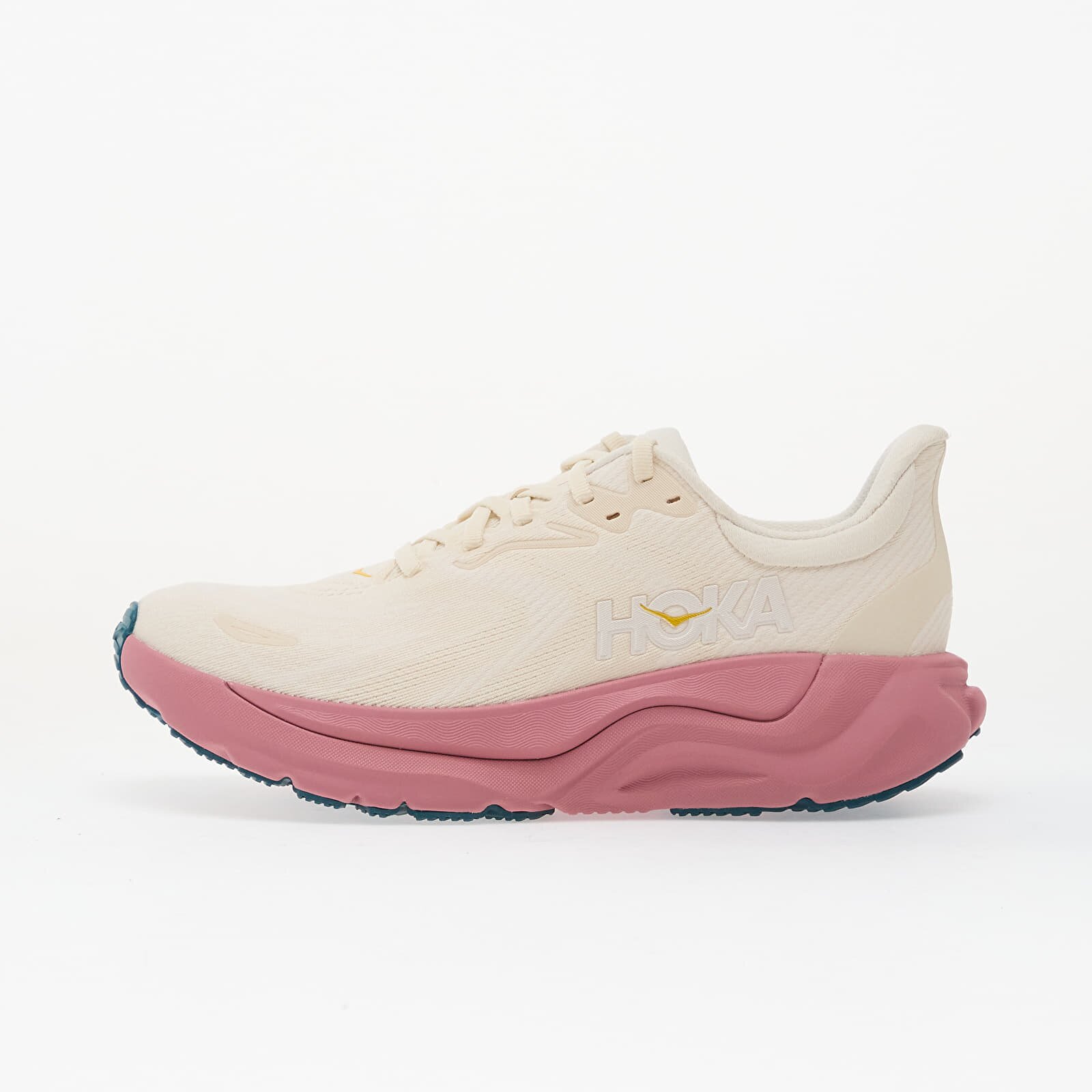 HOKA® Сникърси W Arahi 8 Alabaster/ Lingonberry