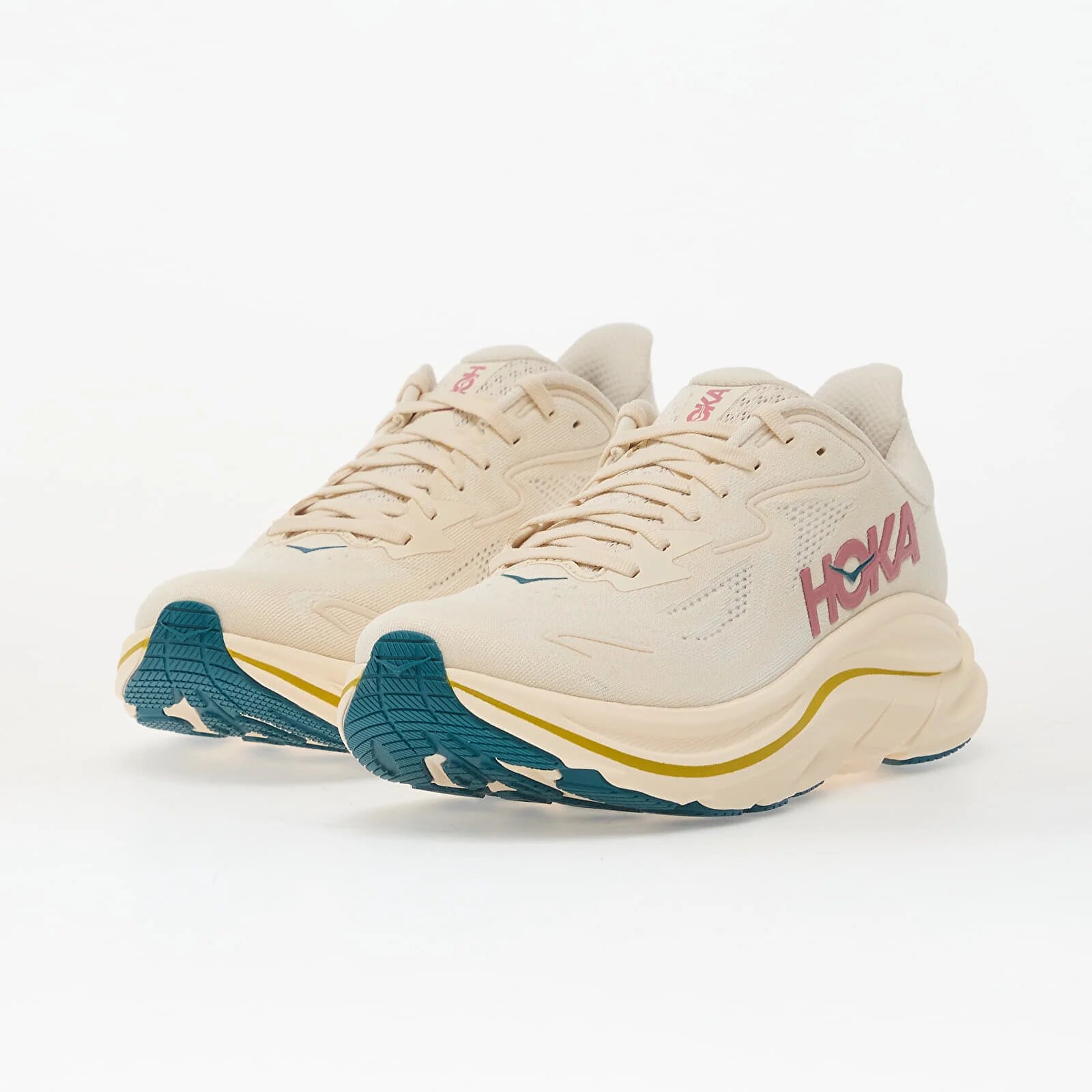 HOKA® Сникърси W Clifton 10 Birch/ Alabaster