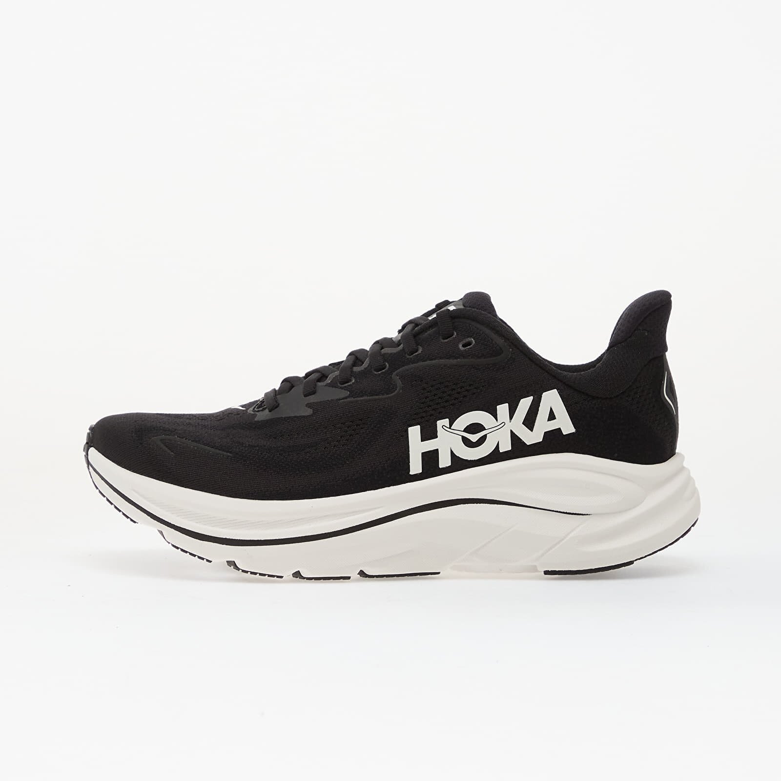 HOKA® Сникърси W Clifton 10 Black/ White